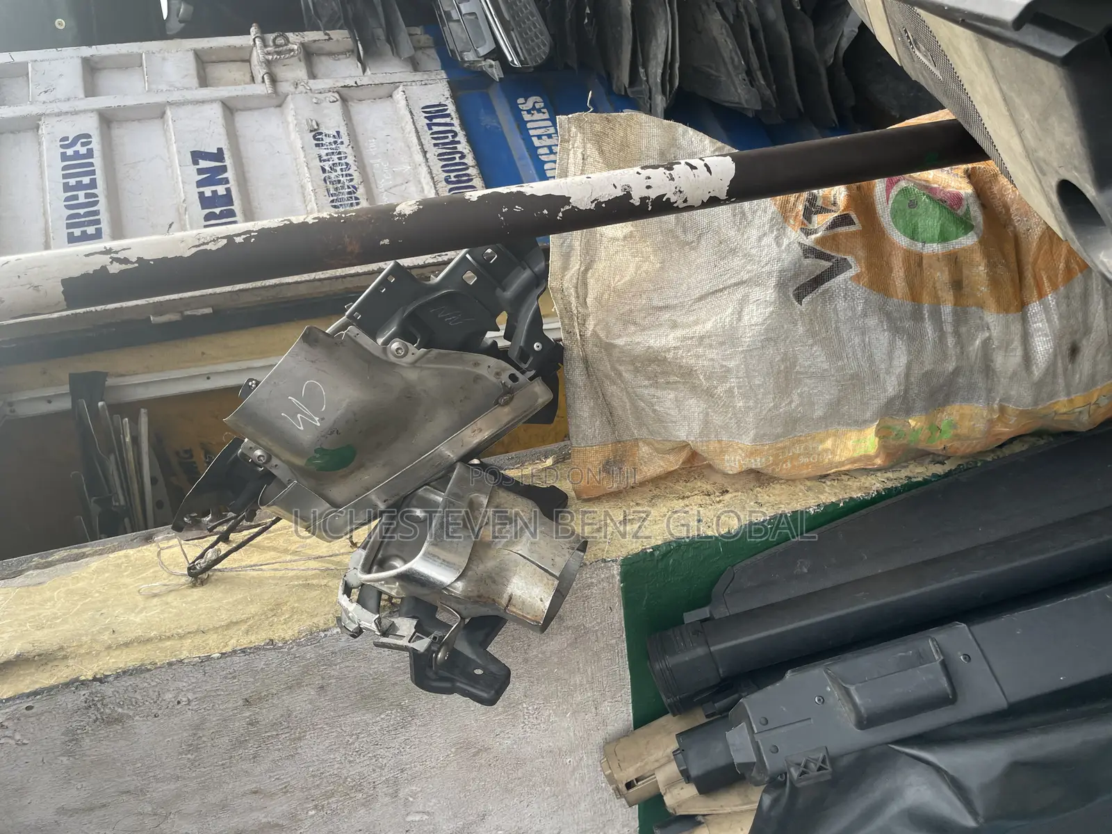 Mercedes Benz GLK Exhaust Head
