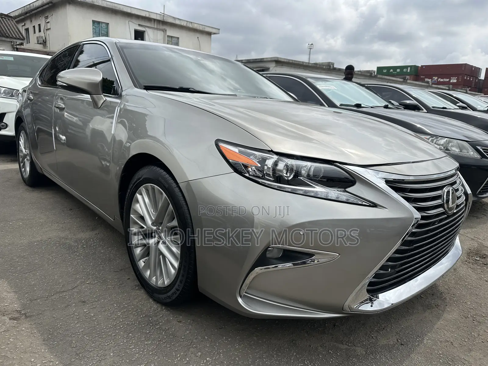 Lexus ES 350 FWD 2015 Gold