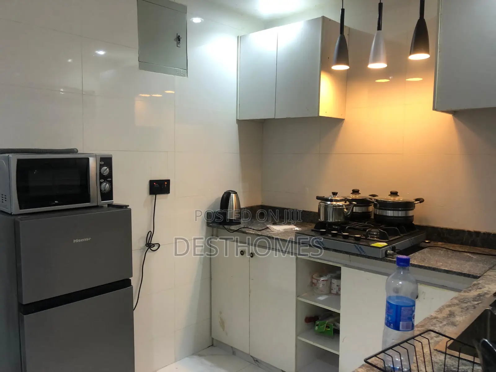 Cozy Two Bedroom Apartment at Surulere