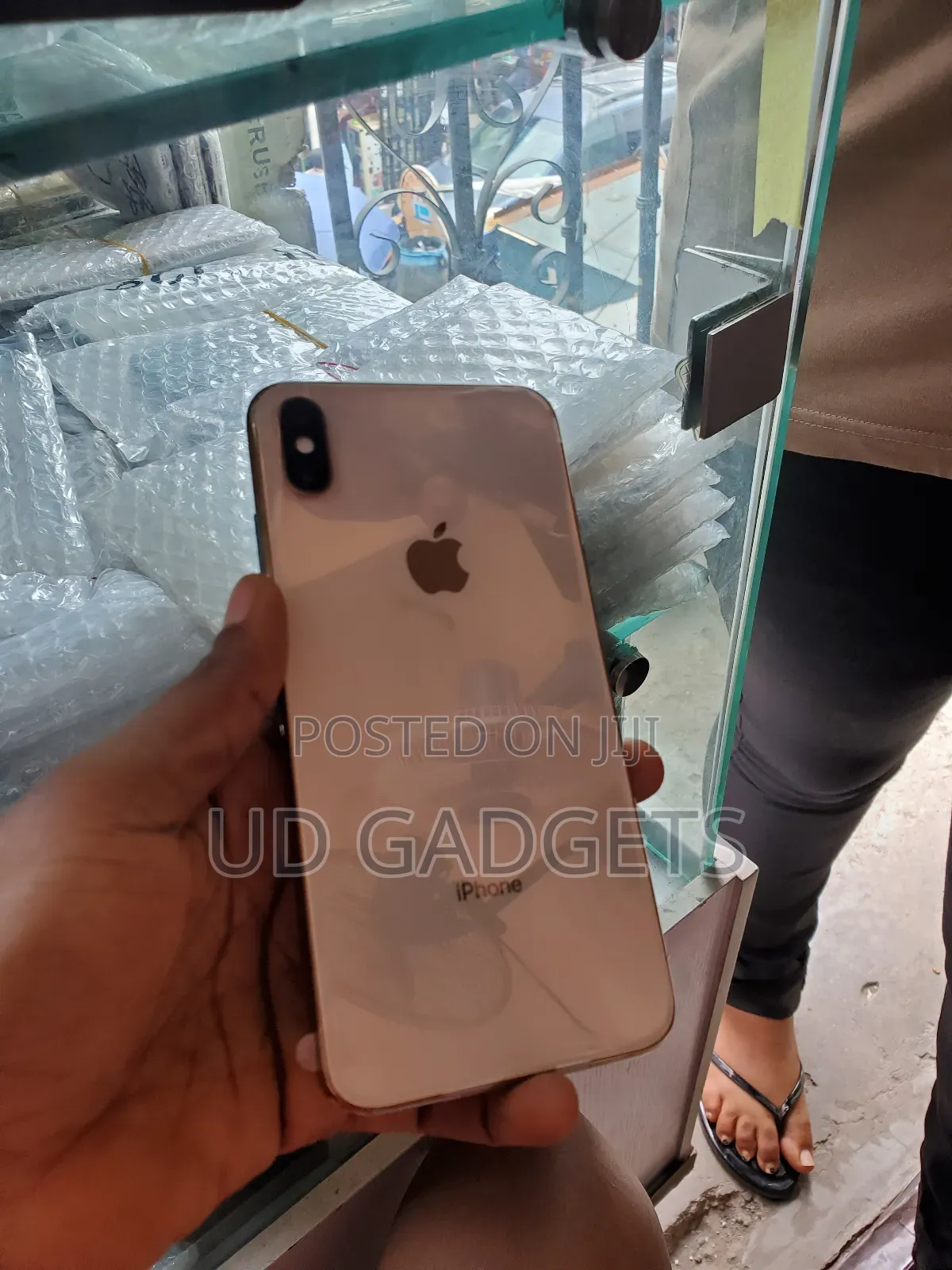 Apple iPhone XS Max 64 GB Gold