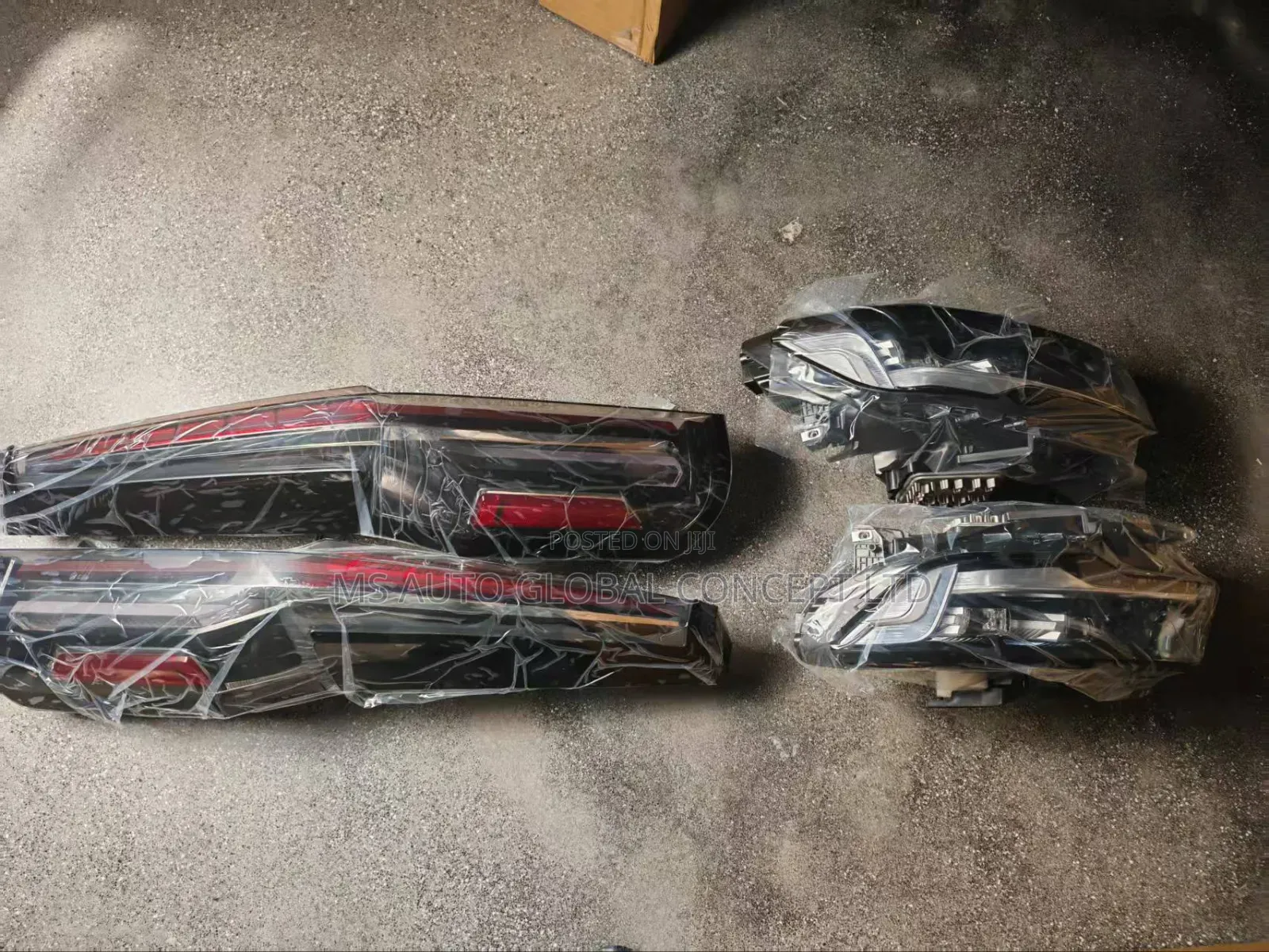 Cadillac Escalade Headlights And Taillights
