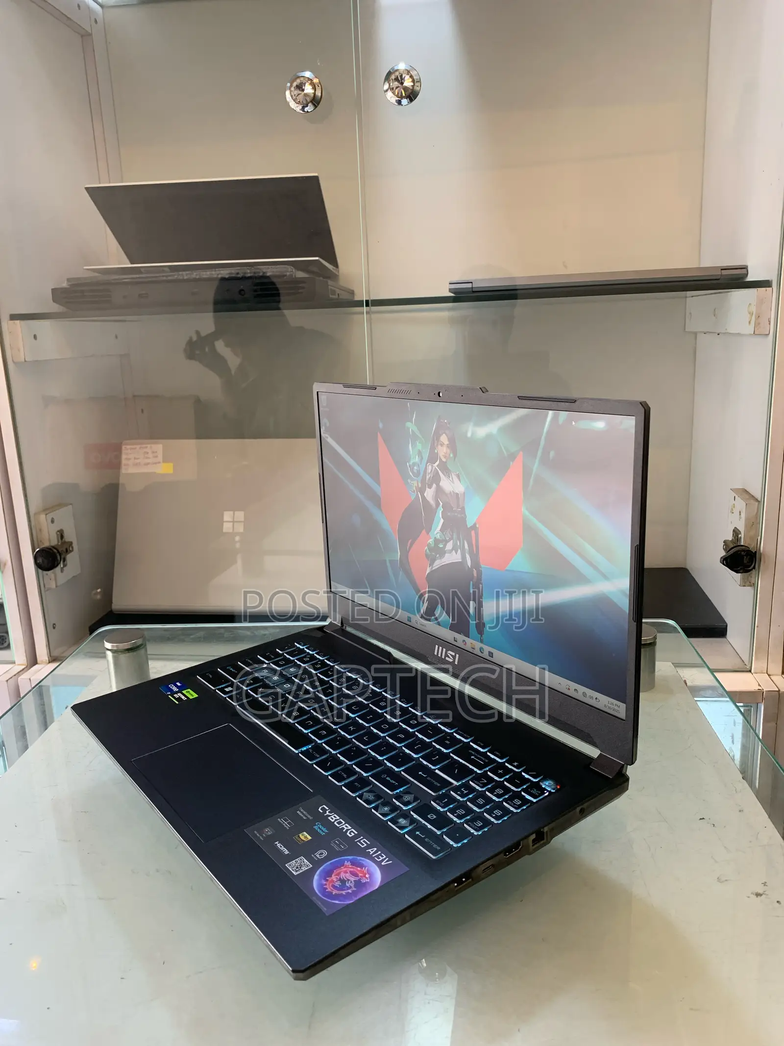 Laptop MSI Cyborg 15 16GB Intel Core i7 SSD 512GB