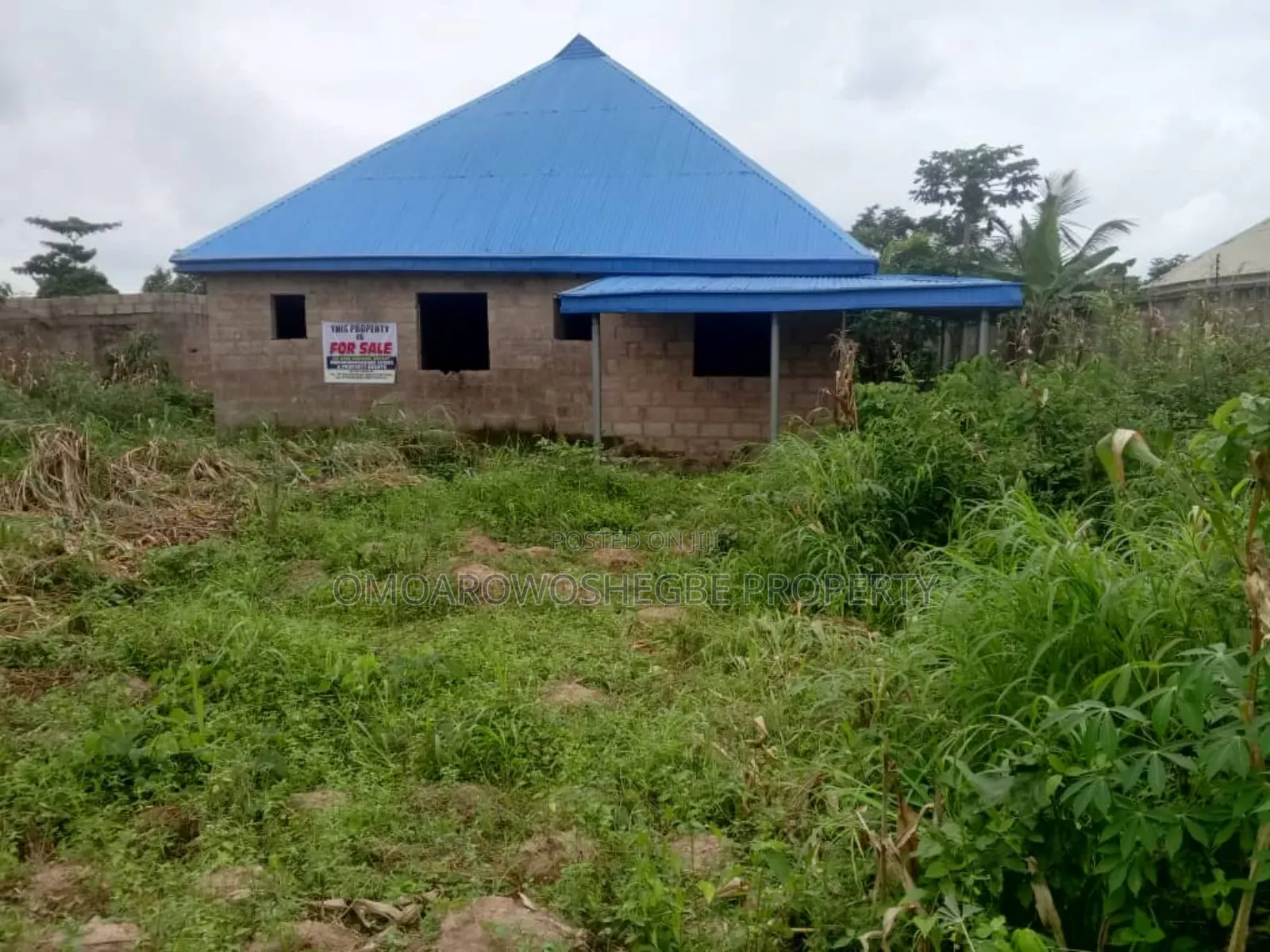 3bdrm Bungalow in Bamidele Estate, Akure for sale