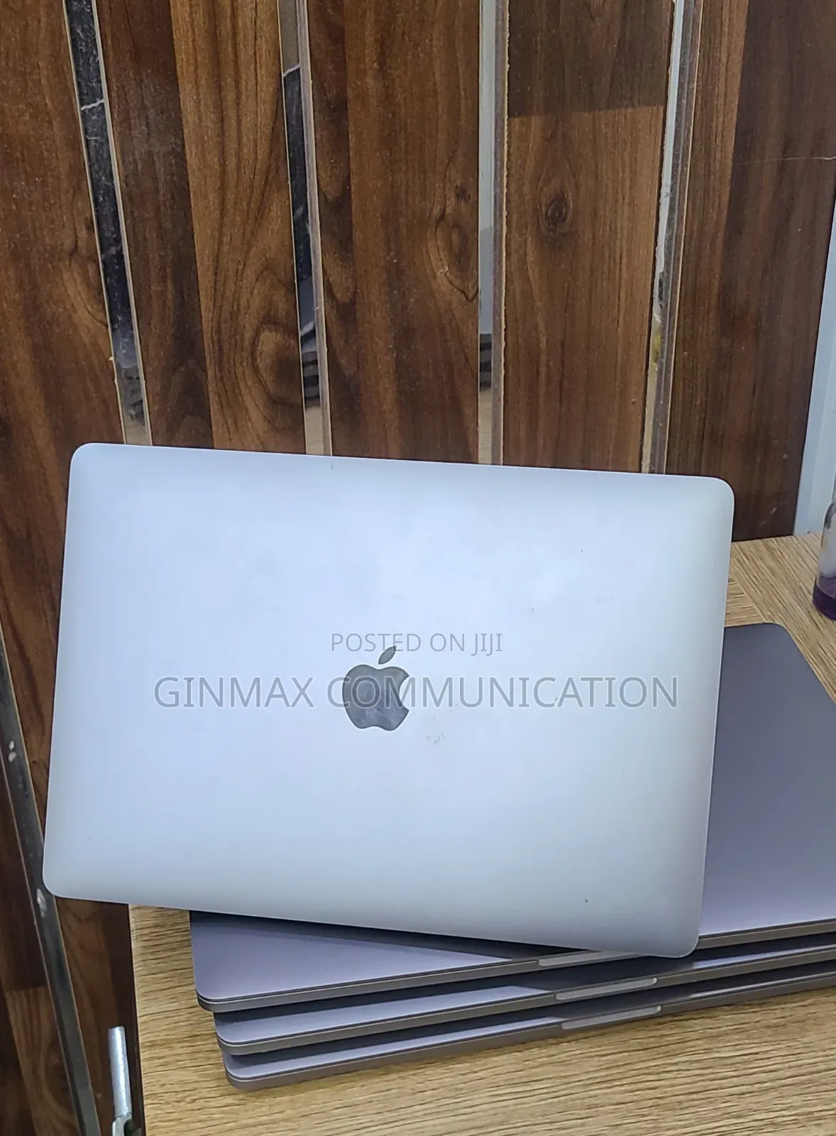 Laptop Apple MacBook Pro 2020 16GB Intel Core I5 SSD 512GB
