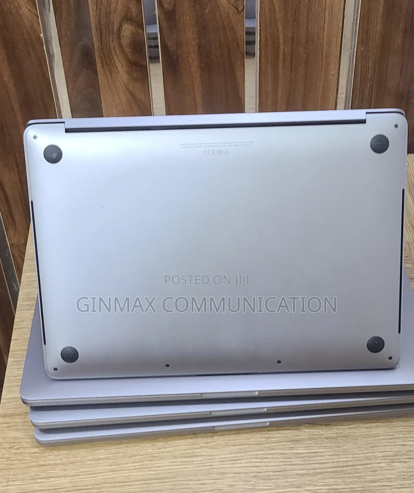 Laptop Apple MacBook Pro 2020 16GB Intel Core I5 SSD 512GB