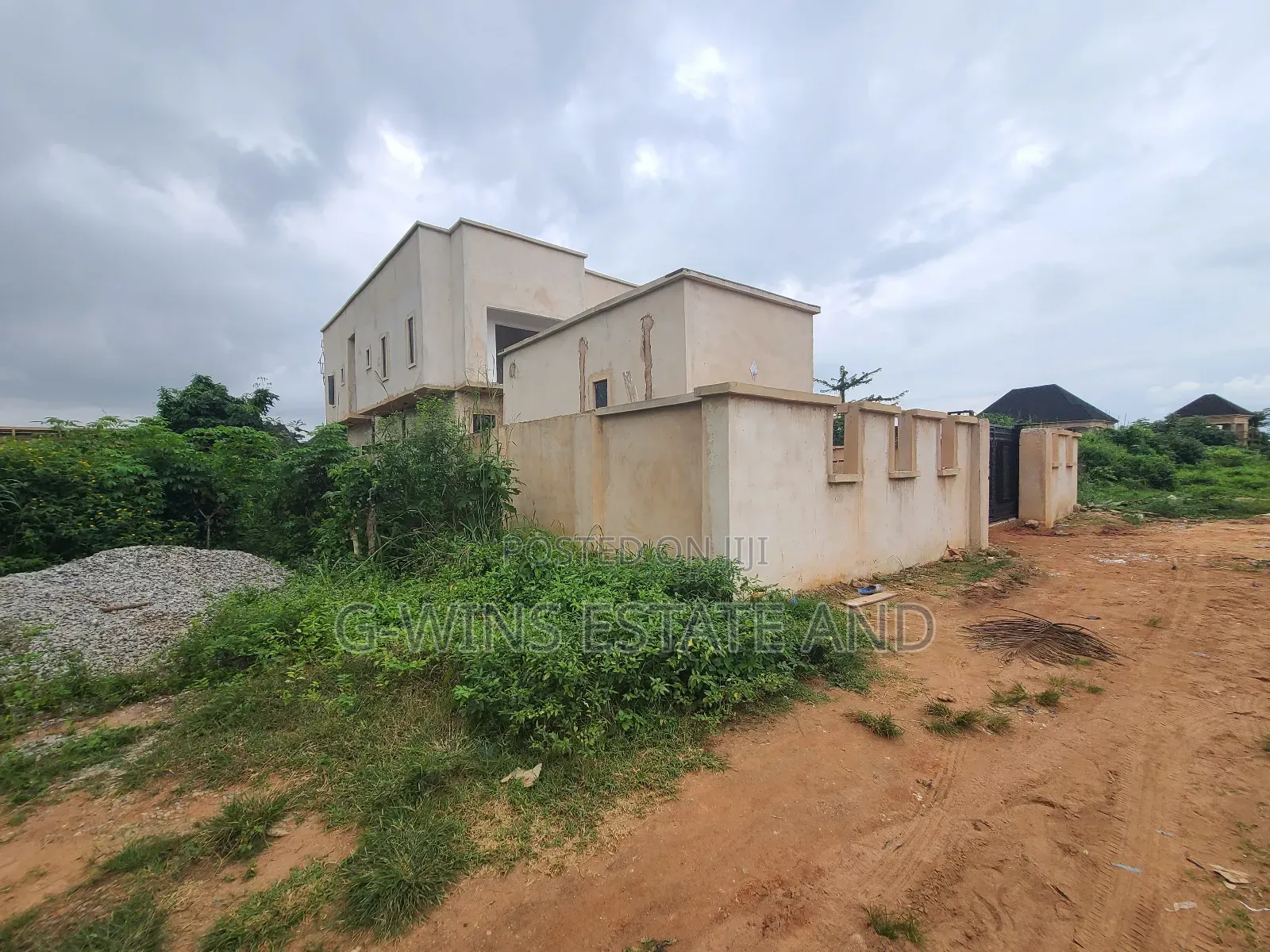 Sweet 100x100ft for Sale at Ofunwegbe by Okhuoromi Off Airport
