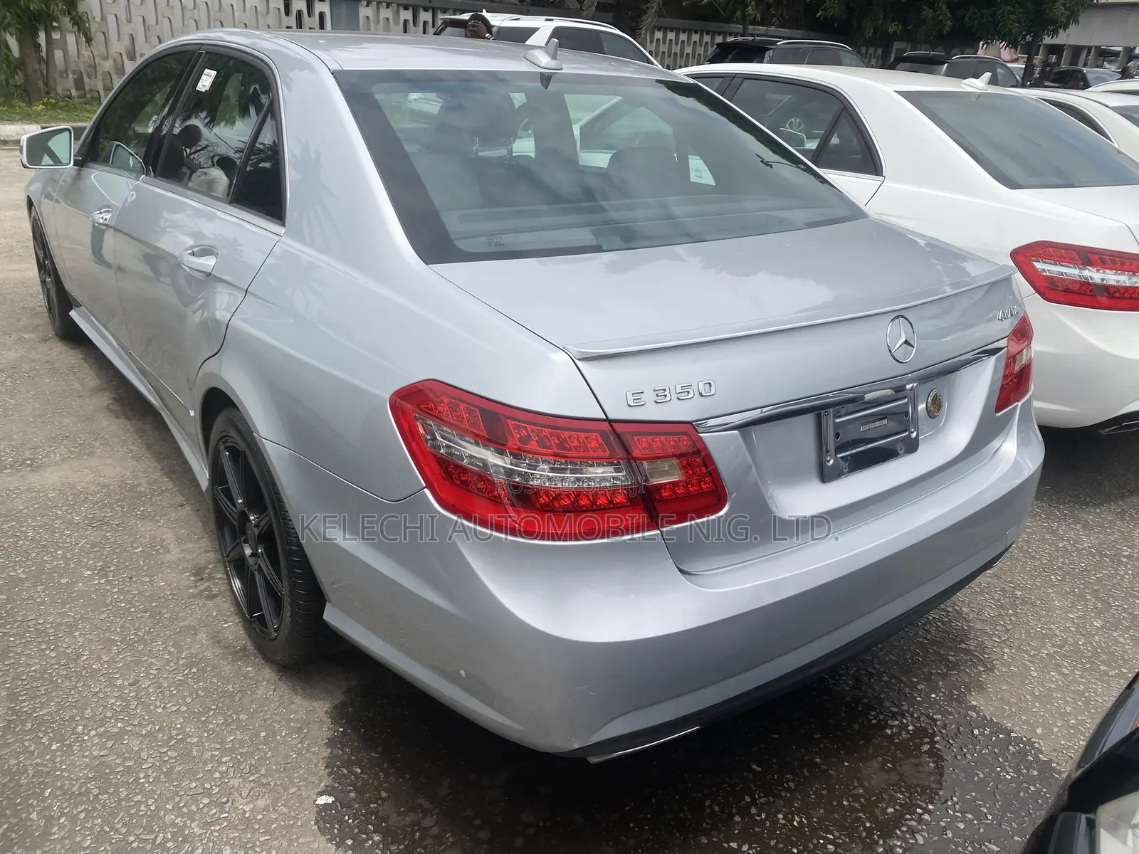 Mercedes-Benz E350 Base 4Matic Sedan AWD (3.5L 6cyl 7A) 2011 Silver