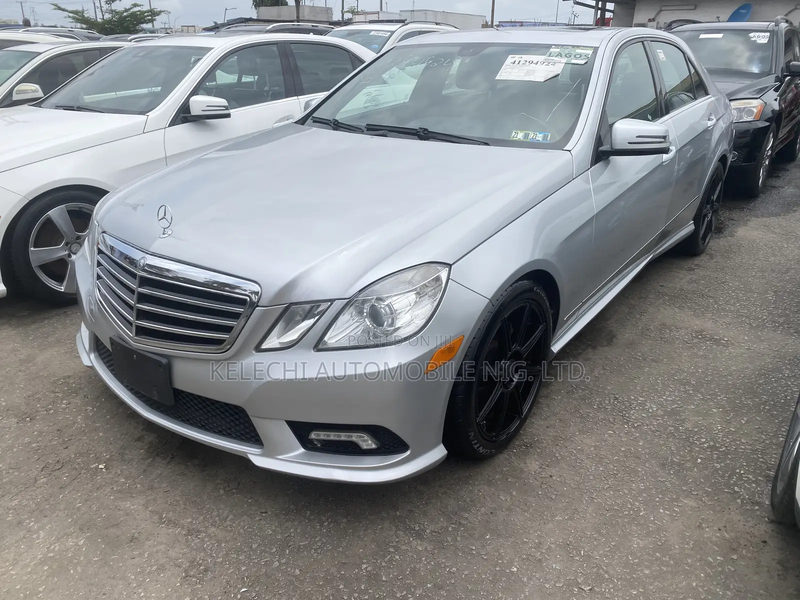 Mercedes-Benz E350 Base 4Matic Sedan AWD (3.5L 6cyl 7A) 2011 Silver