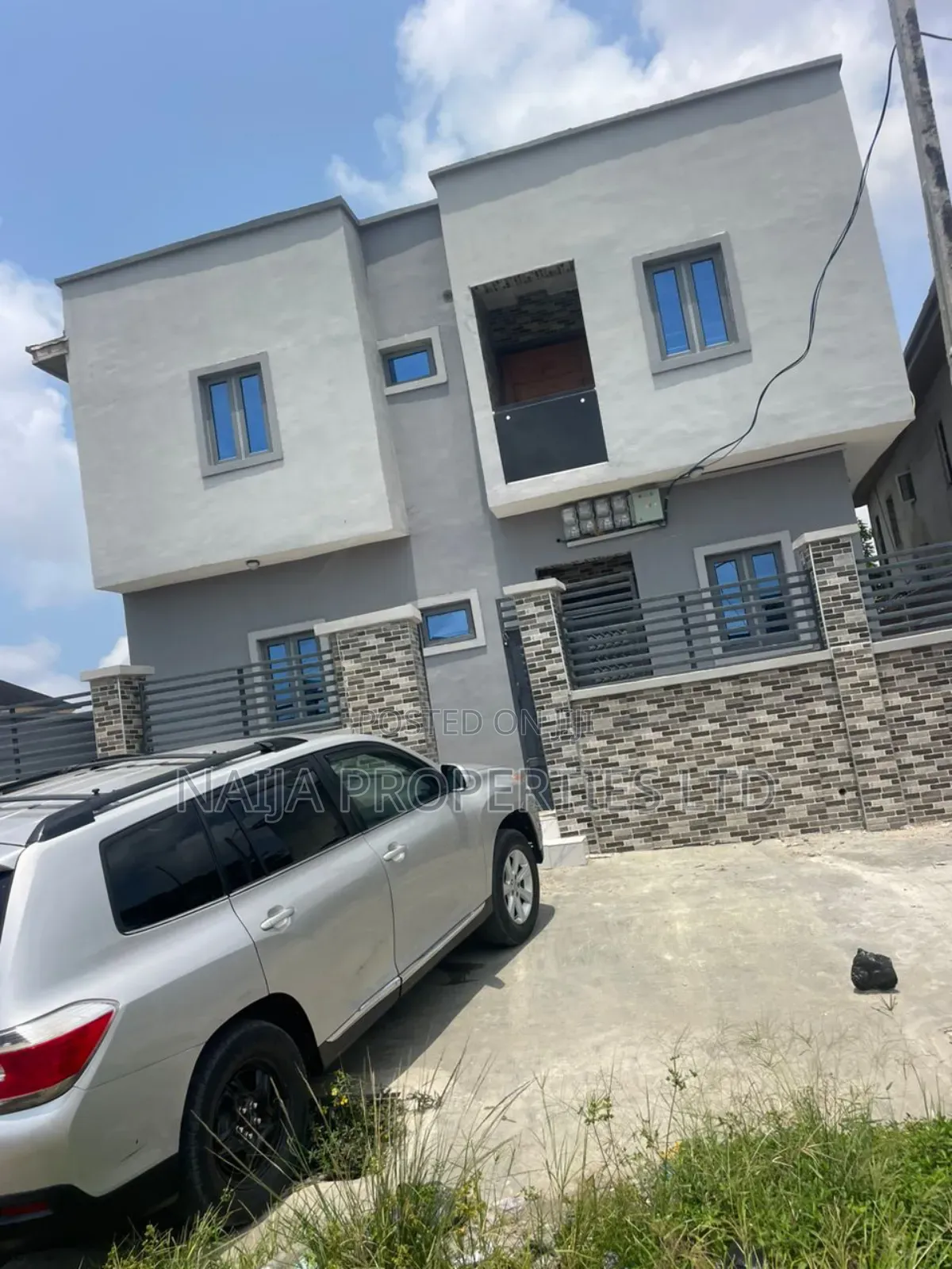 1bdrm Block of Flats in Lekki Scheme 2, Ajah for sale