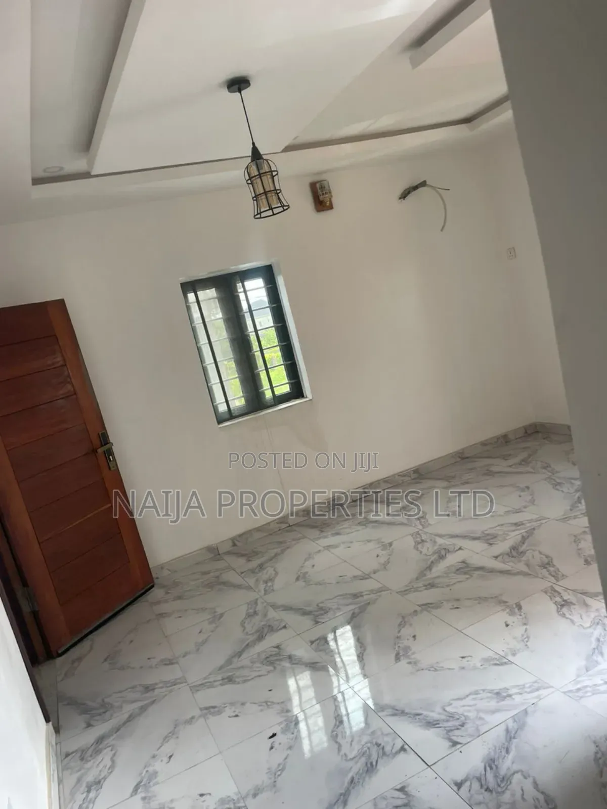 1bdrm Block of Flats in Lekki Scheme 2, Ajah for sale