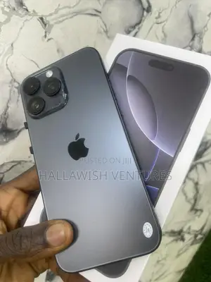 New Apple iPhone 16 Pro Max 1 TB Gray