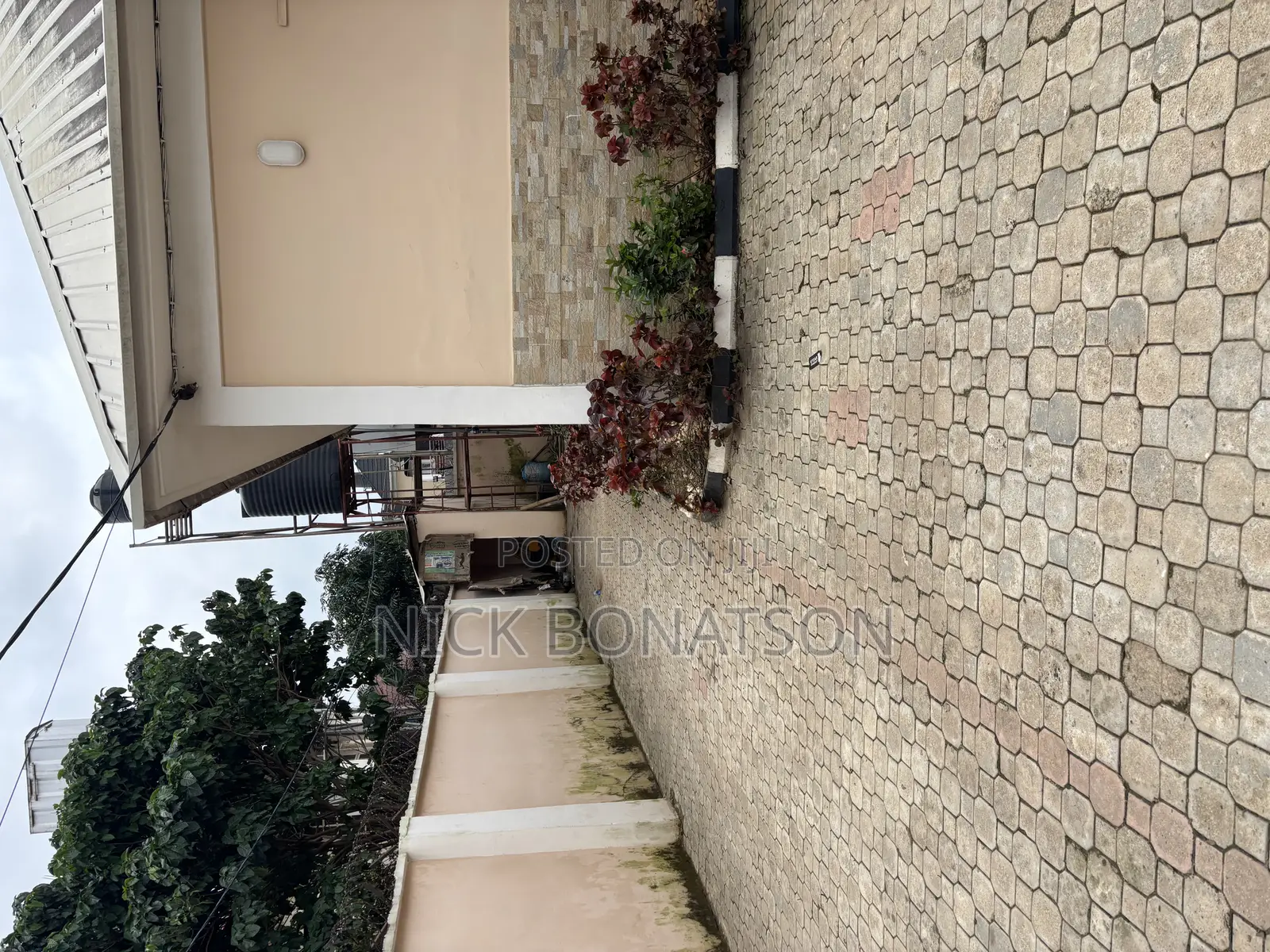 3bdrm Bungalow in News Engineering, Dawaki for rent