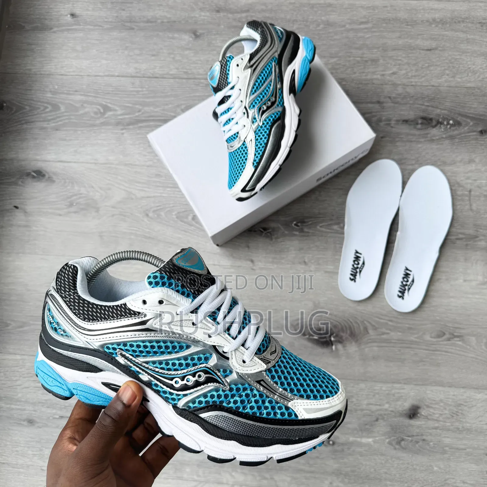 Saucony Progrid Omni 9 “Silver Royal”