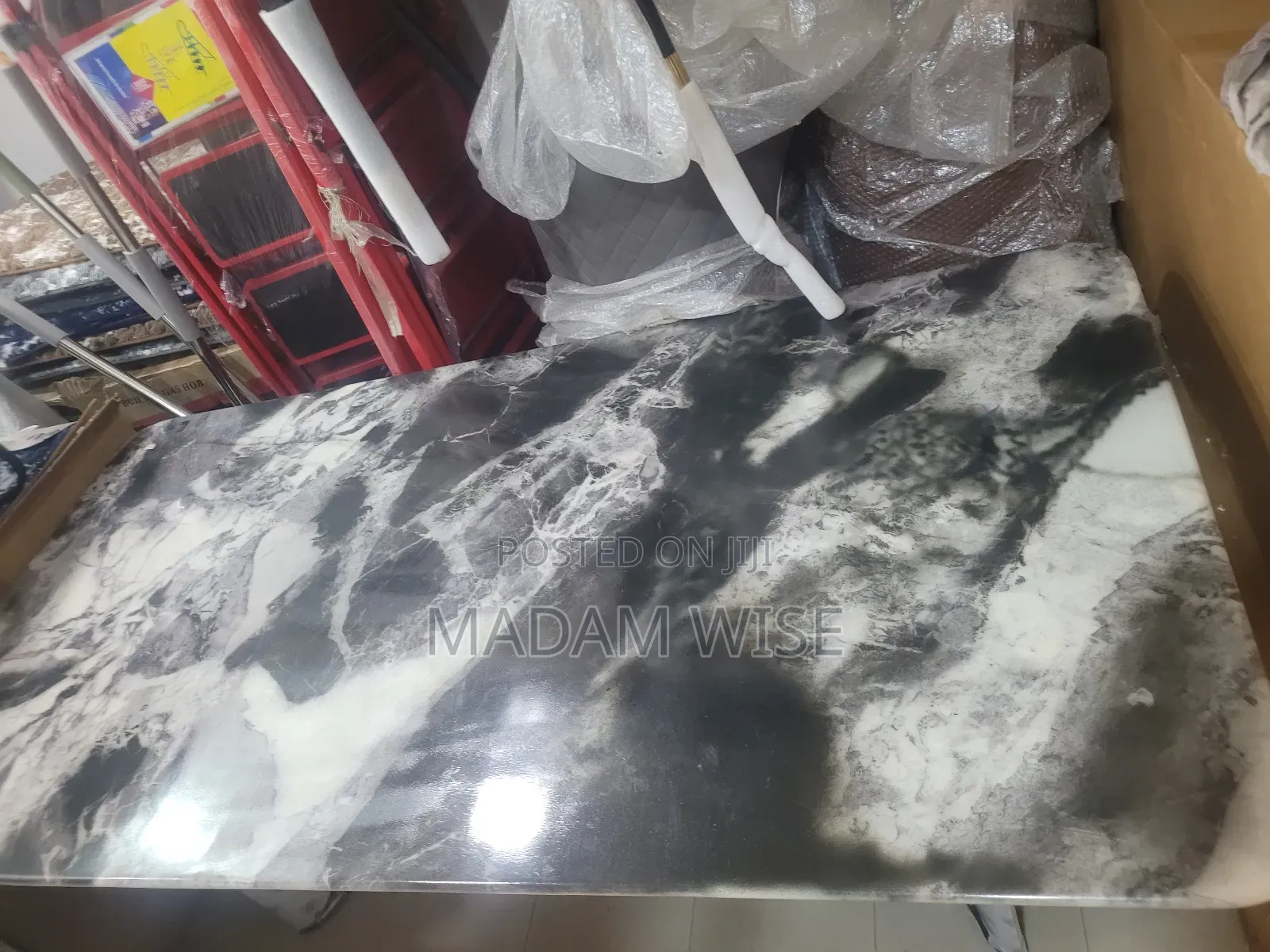 High-Quality Luxury Marble Table