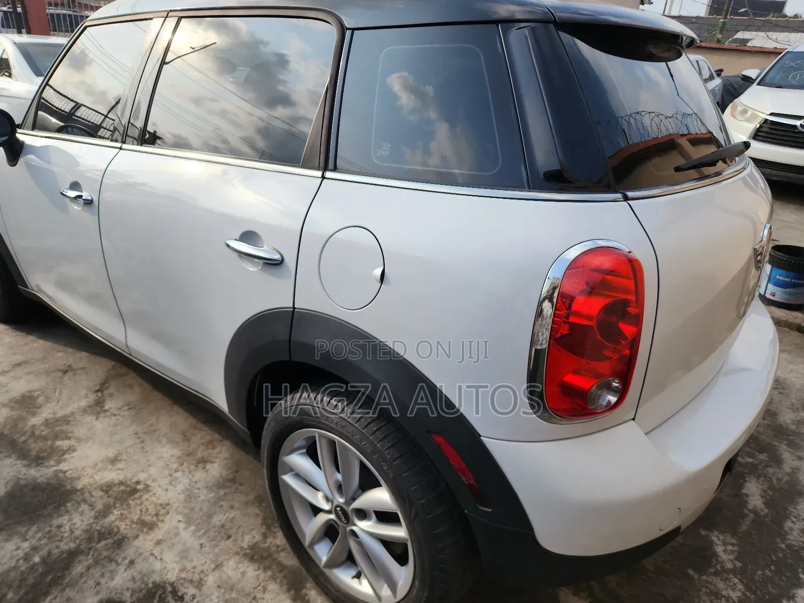 Mini Countryman Base 2013 White