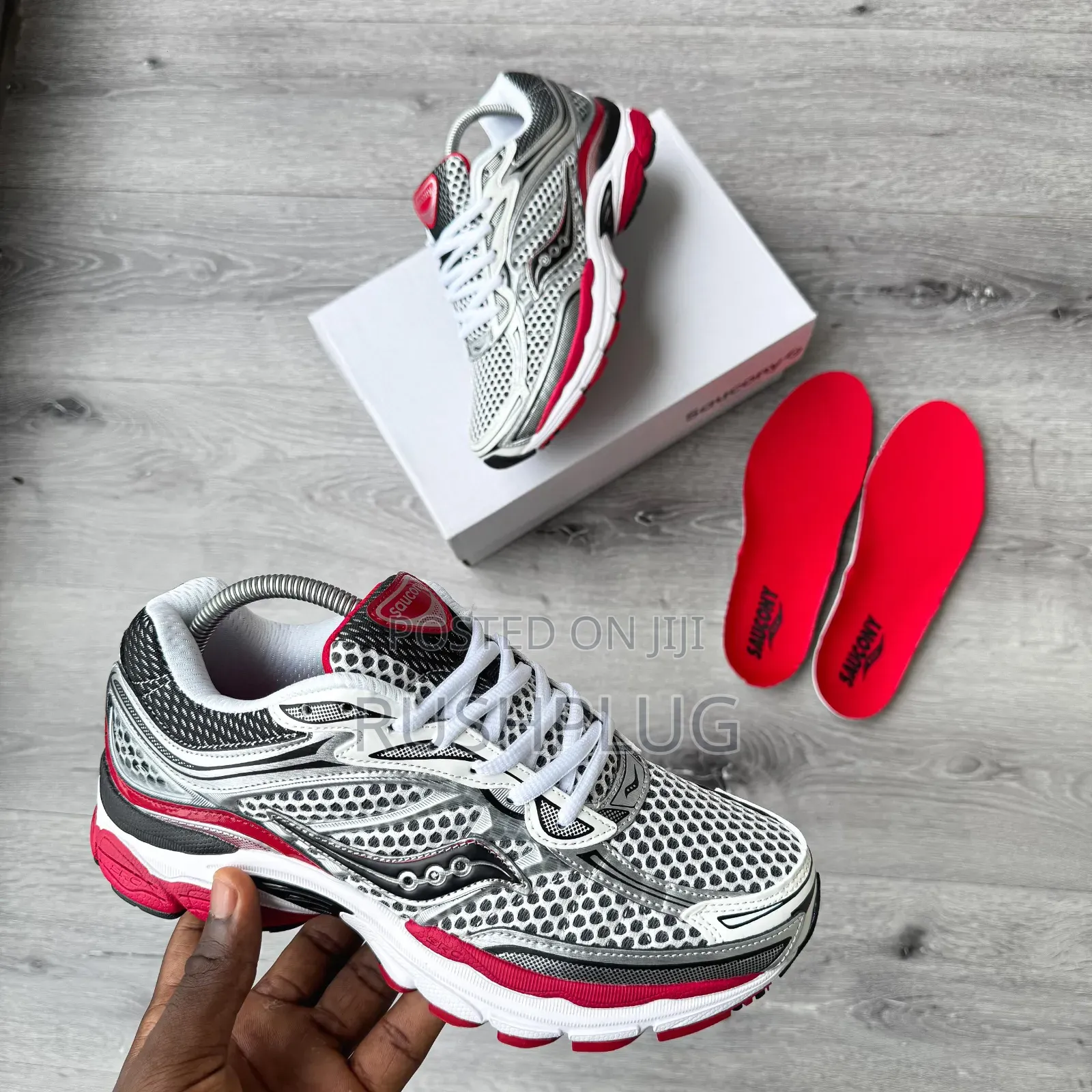 Saucony Progrid Omni 9 “Silver Red”