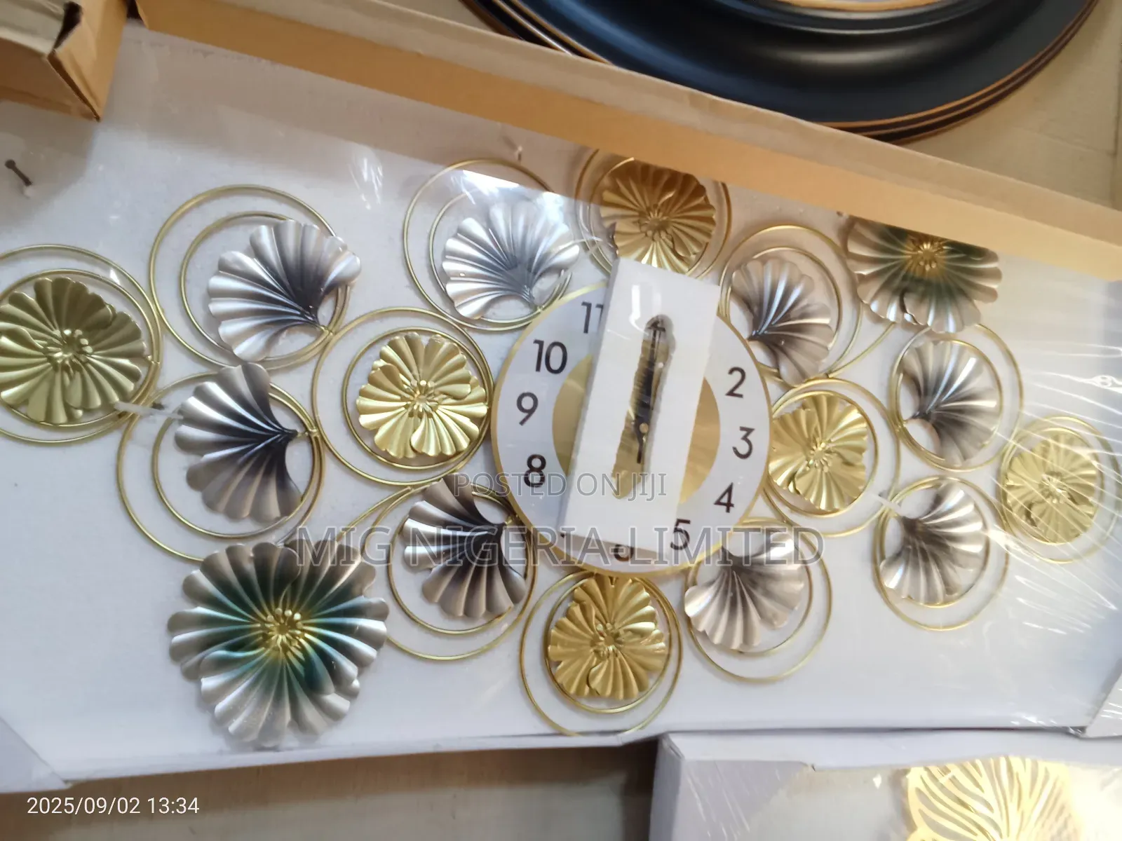 Wall Design Vintage Leave Flowers Clock 40x90cm