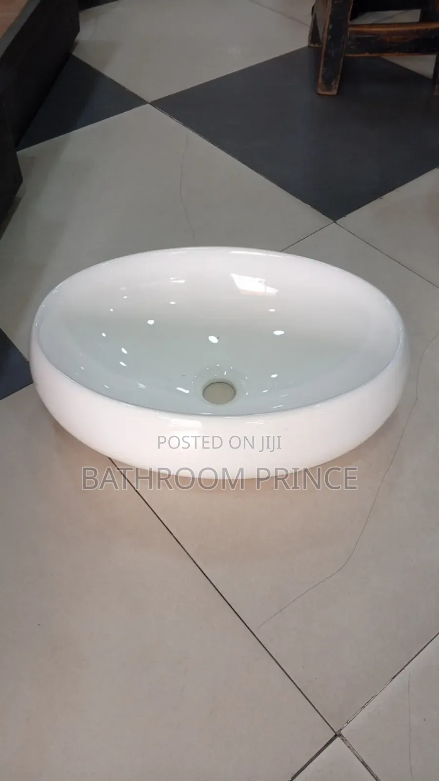 Luxury White Countertop Basin