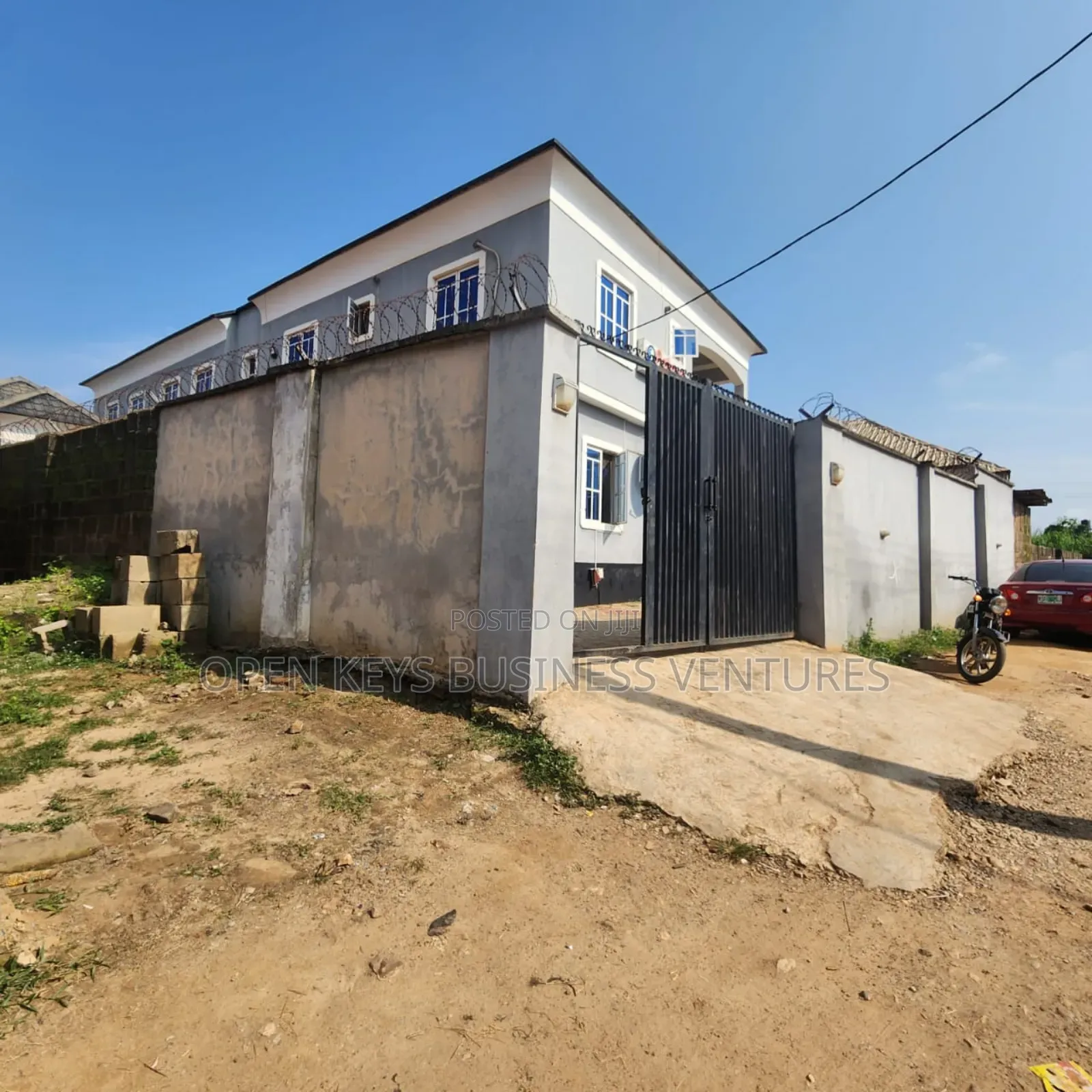 Furnished 2bdrm Block of Flats in Akobo for sale