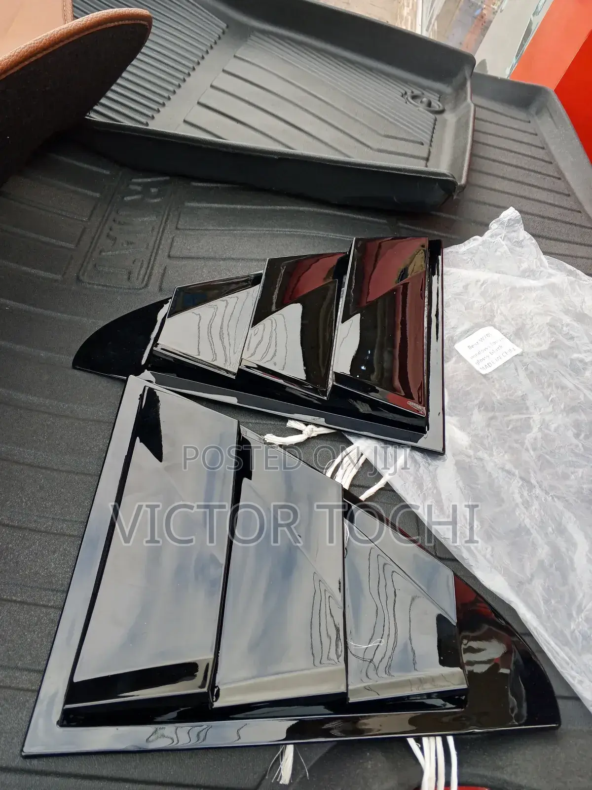 Rear Side Window Louver Covers Benz C300