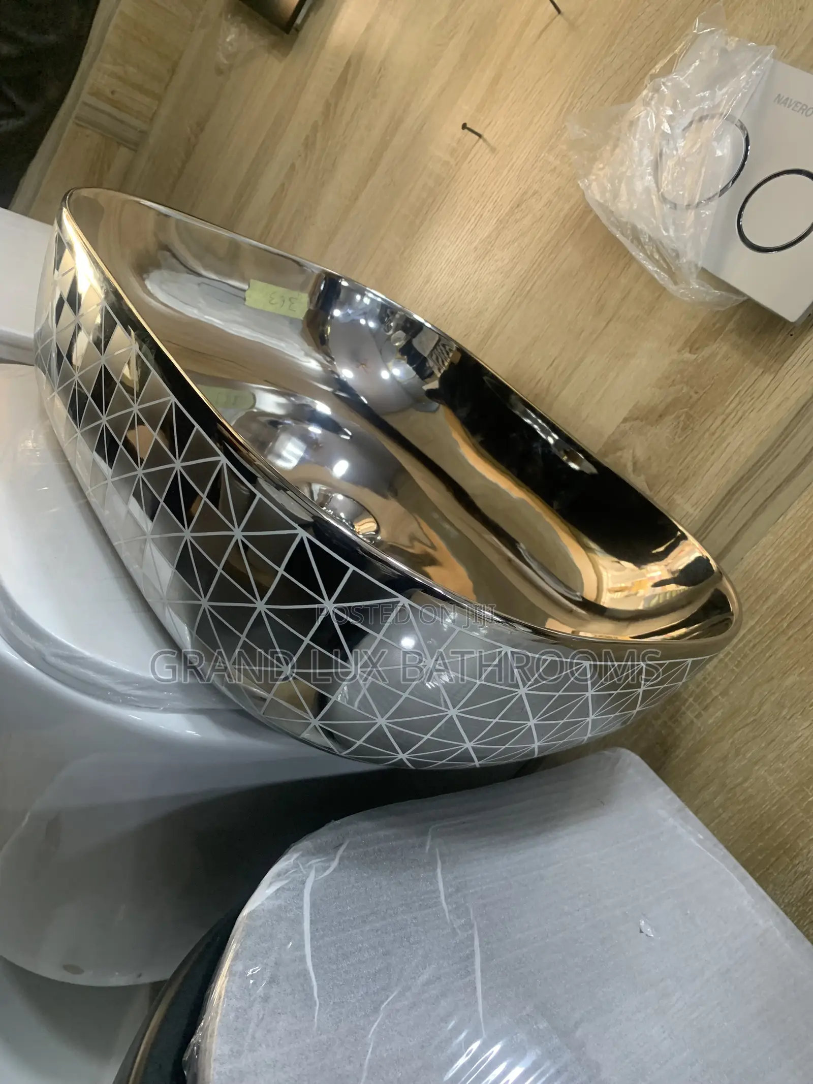 Luxury Countertop Wash Basin– Chrome Finish With Geometric Edge Design