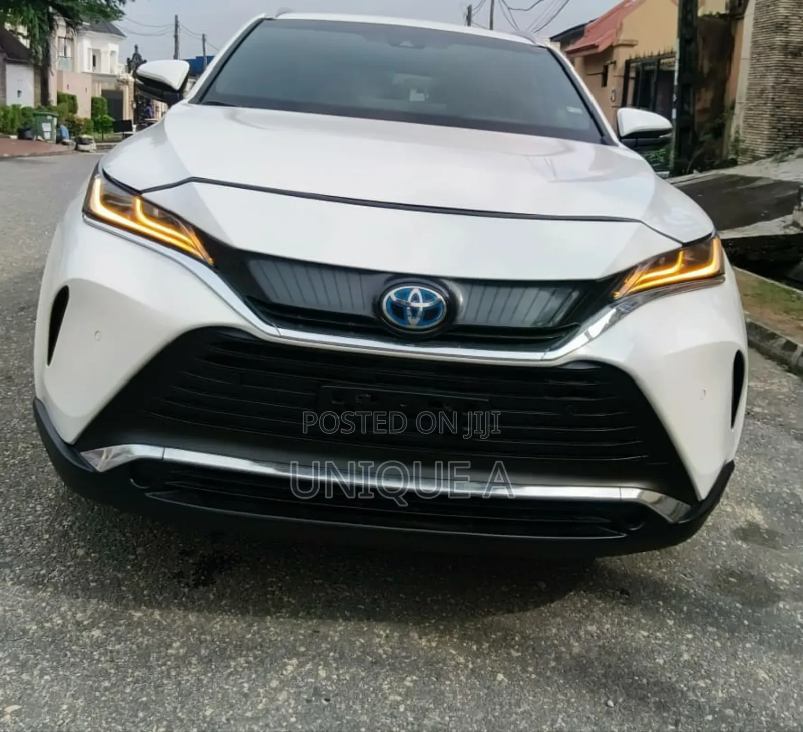 Toyota Venza XLE AWD 2023 White