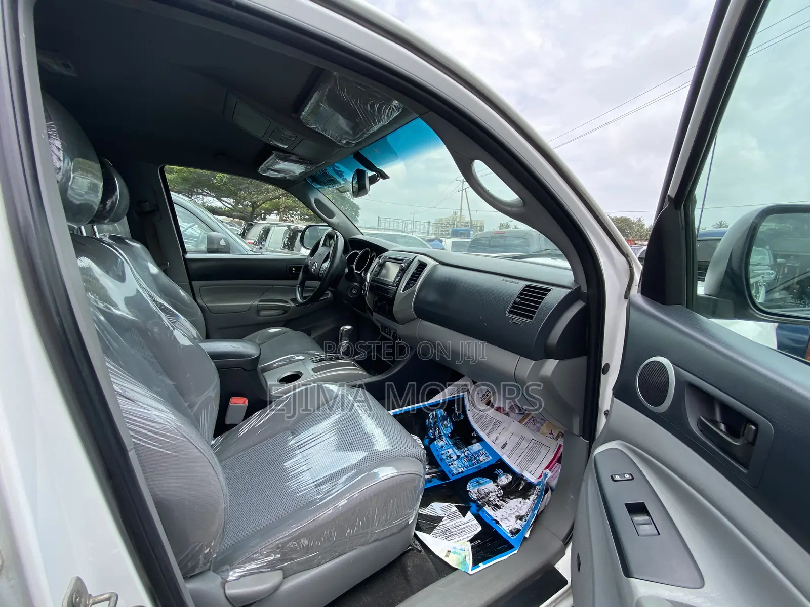 Toyota Tacoma 2012 White