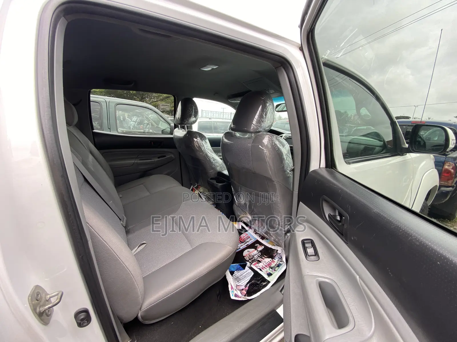 Toyota Tacoma 2012 White