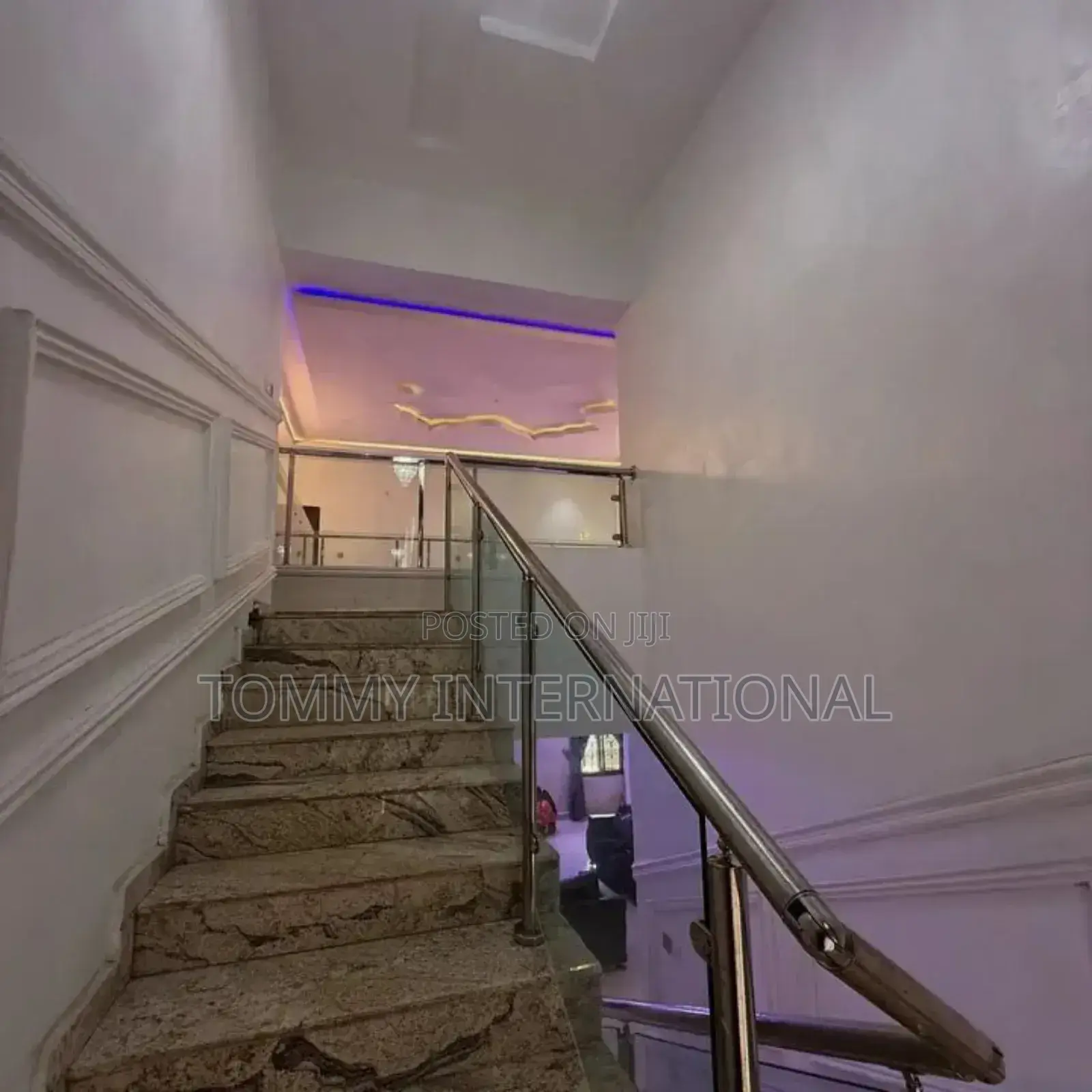 5bdrm Duplex in Alhaji Estate, Port-Harcourt for sale