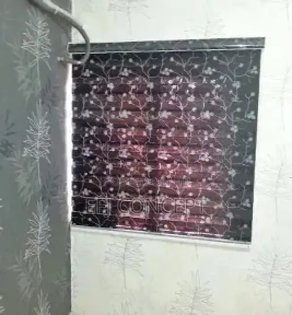 Day And Night Window Blind - Lovely Attractive Oxblood Floral Pattern