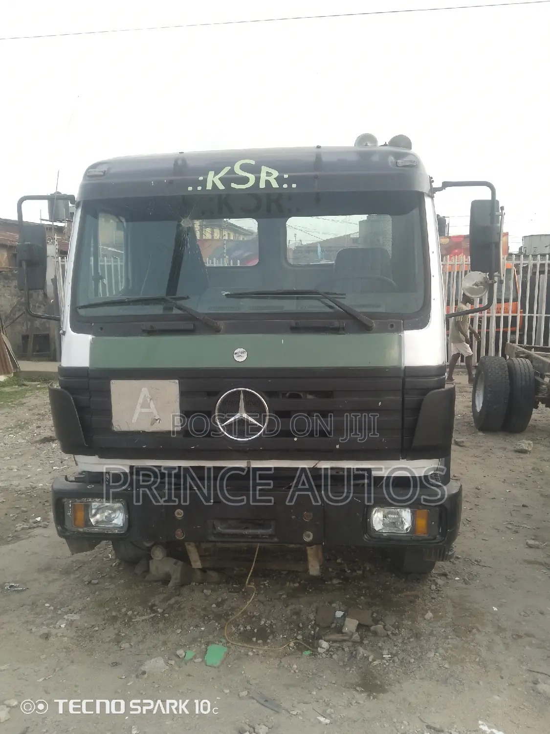 Mercedes Benz Truck 2535