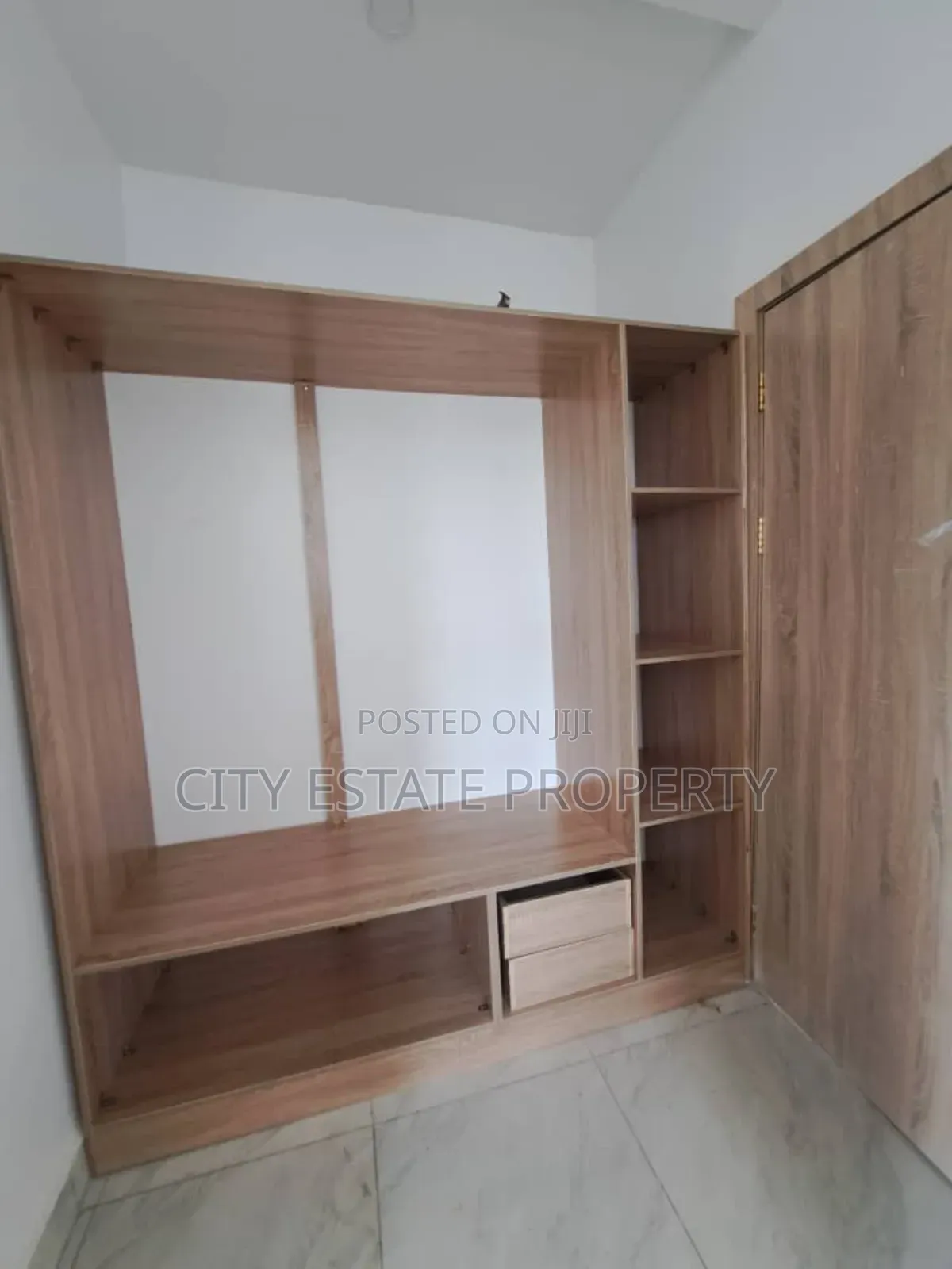 2bdrm Block of Flats in Car Wash, Port-Harcourt for rent