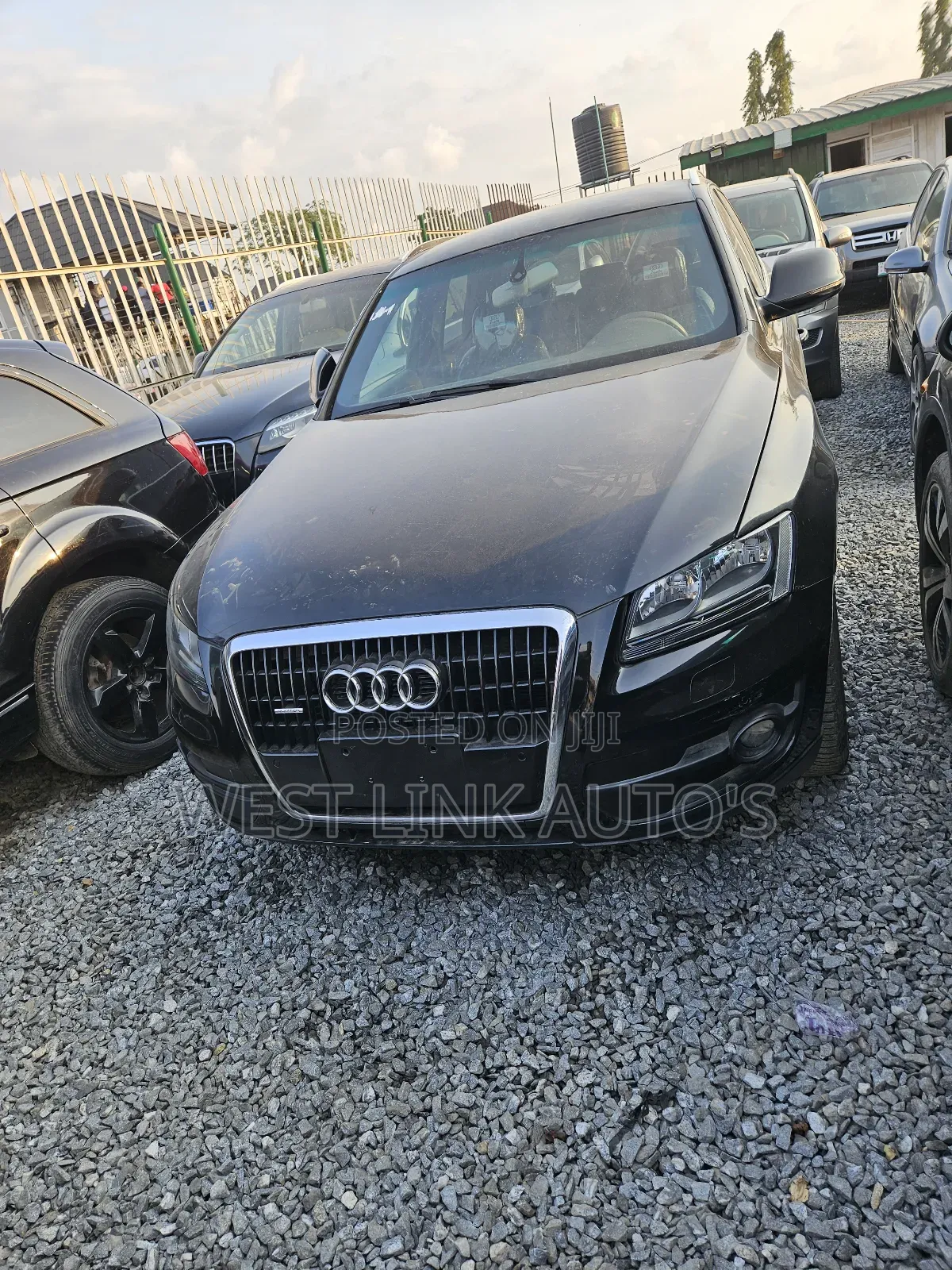 Audi Q5 2010 Black