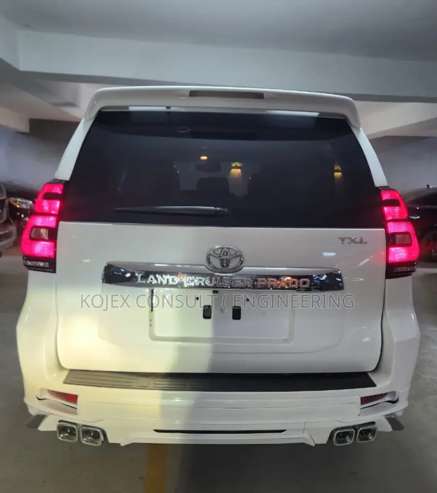 Toyota Land Cruiser Prado 2024 White