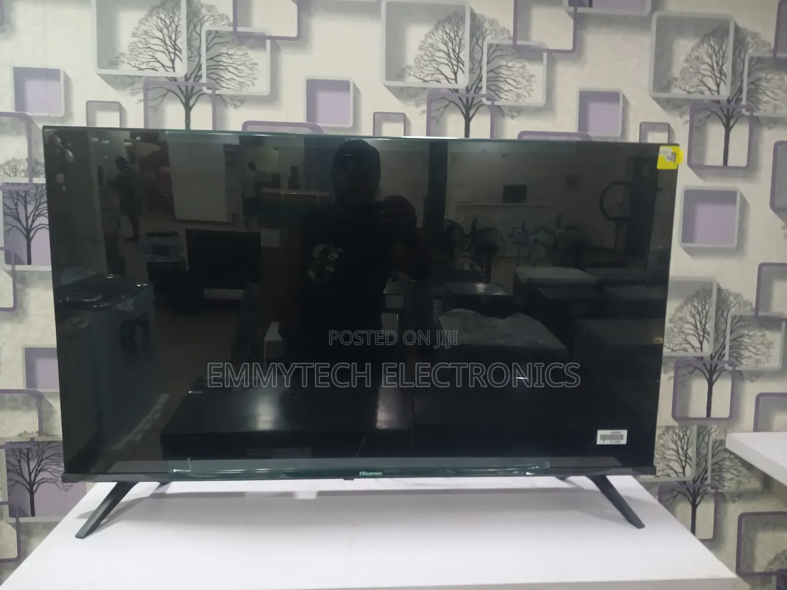 Original Hisense 32 Inches Smart Tv