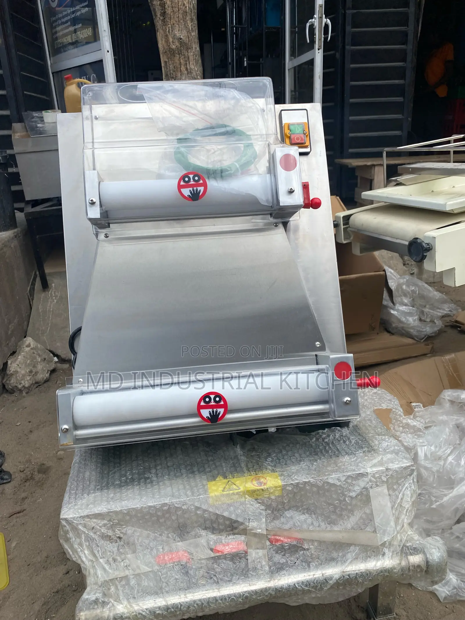 Pizza Roller Machine