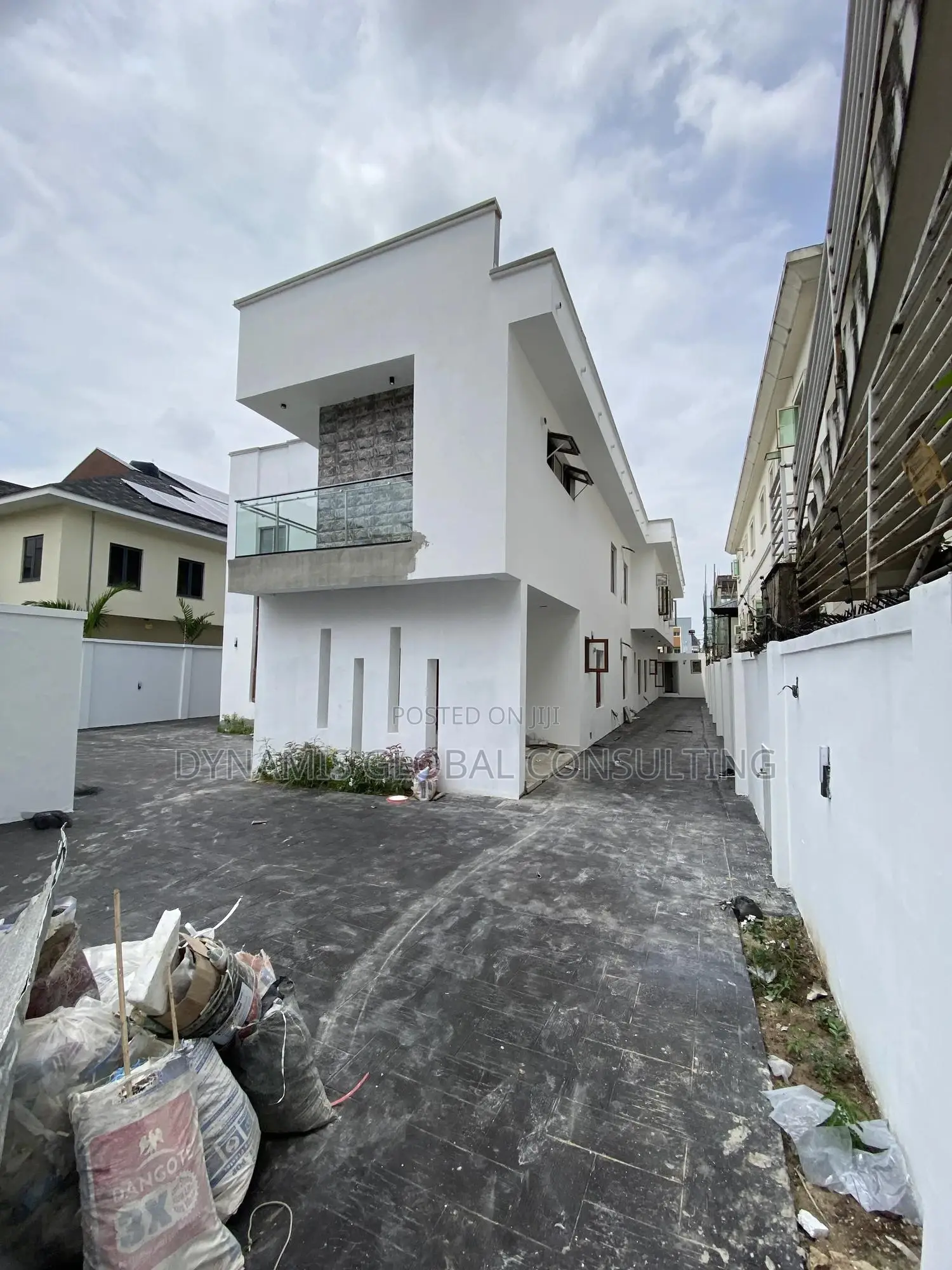 Furnished 6bdrm Duplex in Ikeja Gra for sale
