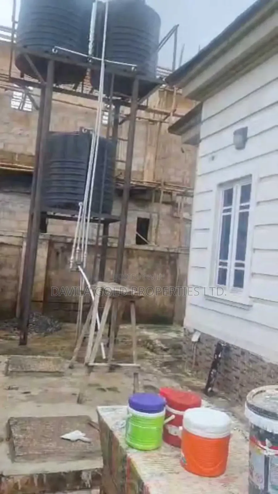 6bdrm Block of Flats in Benin City for sale