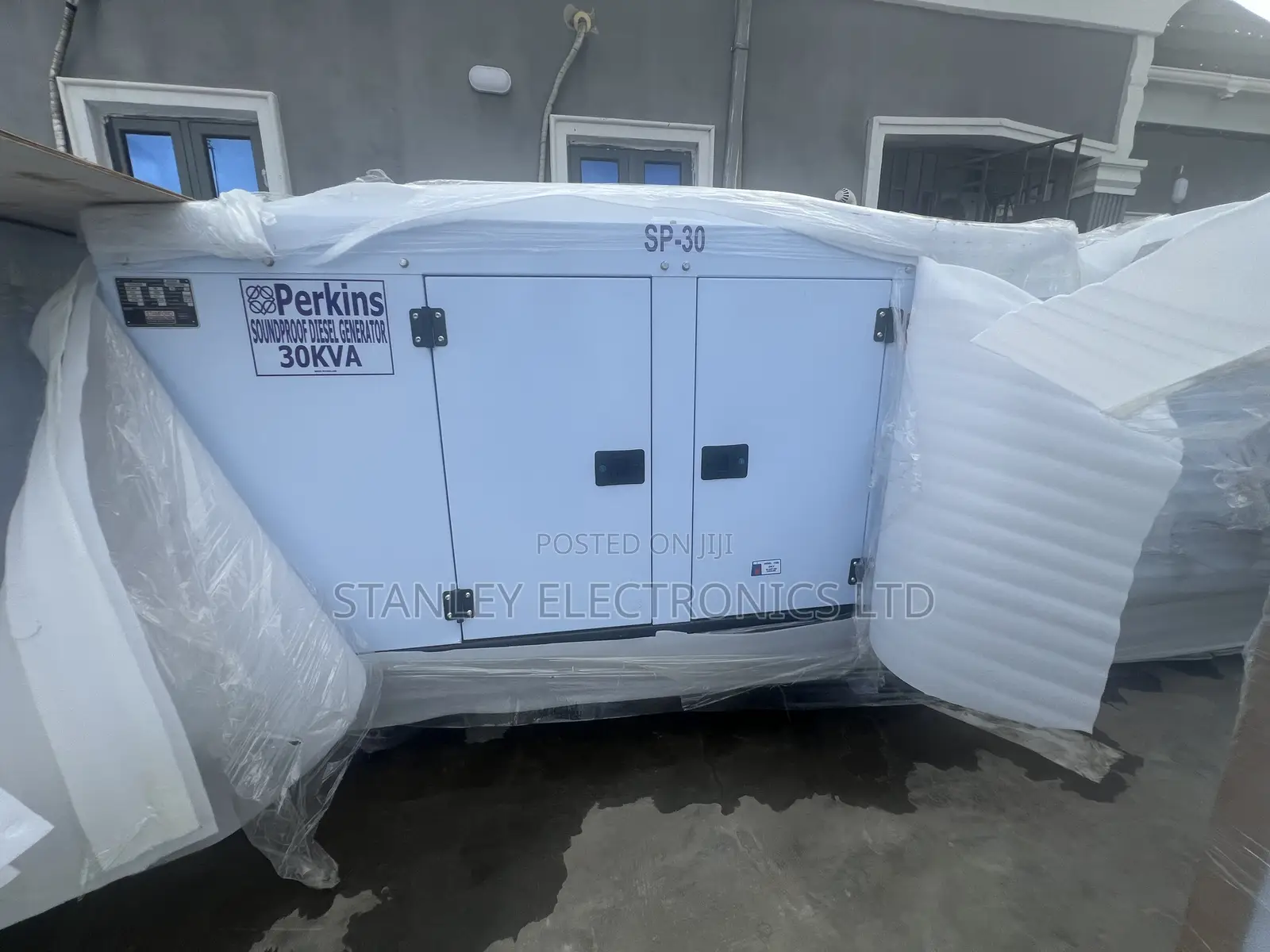 Super Strong 30kva Perkins Soundproof Generator Diesel Engine