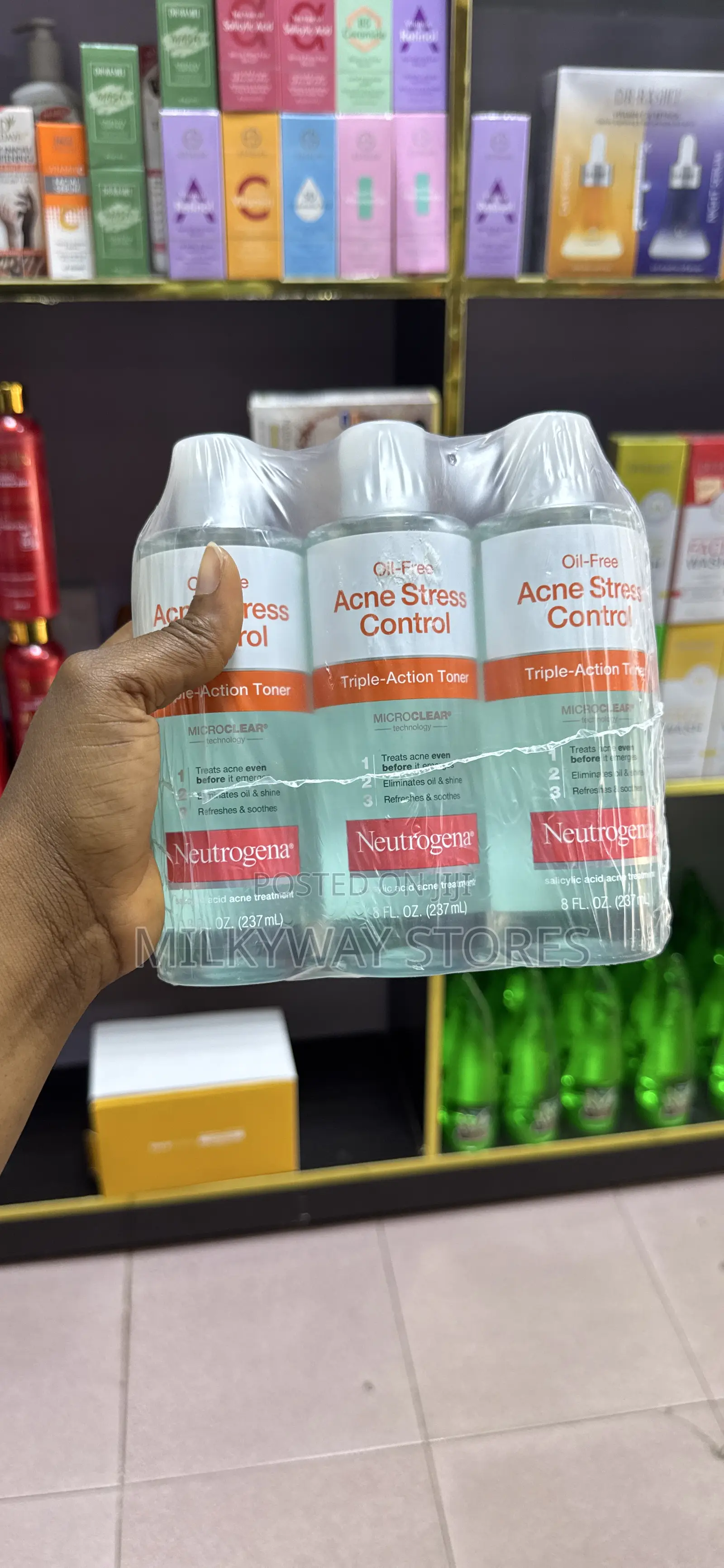 Neutrogena Acne Stress Control Tripple Action Toner