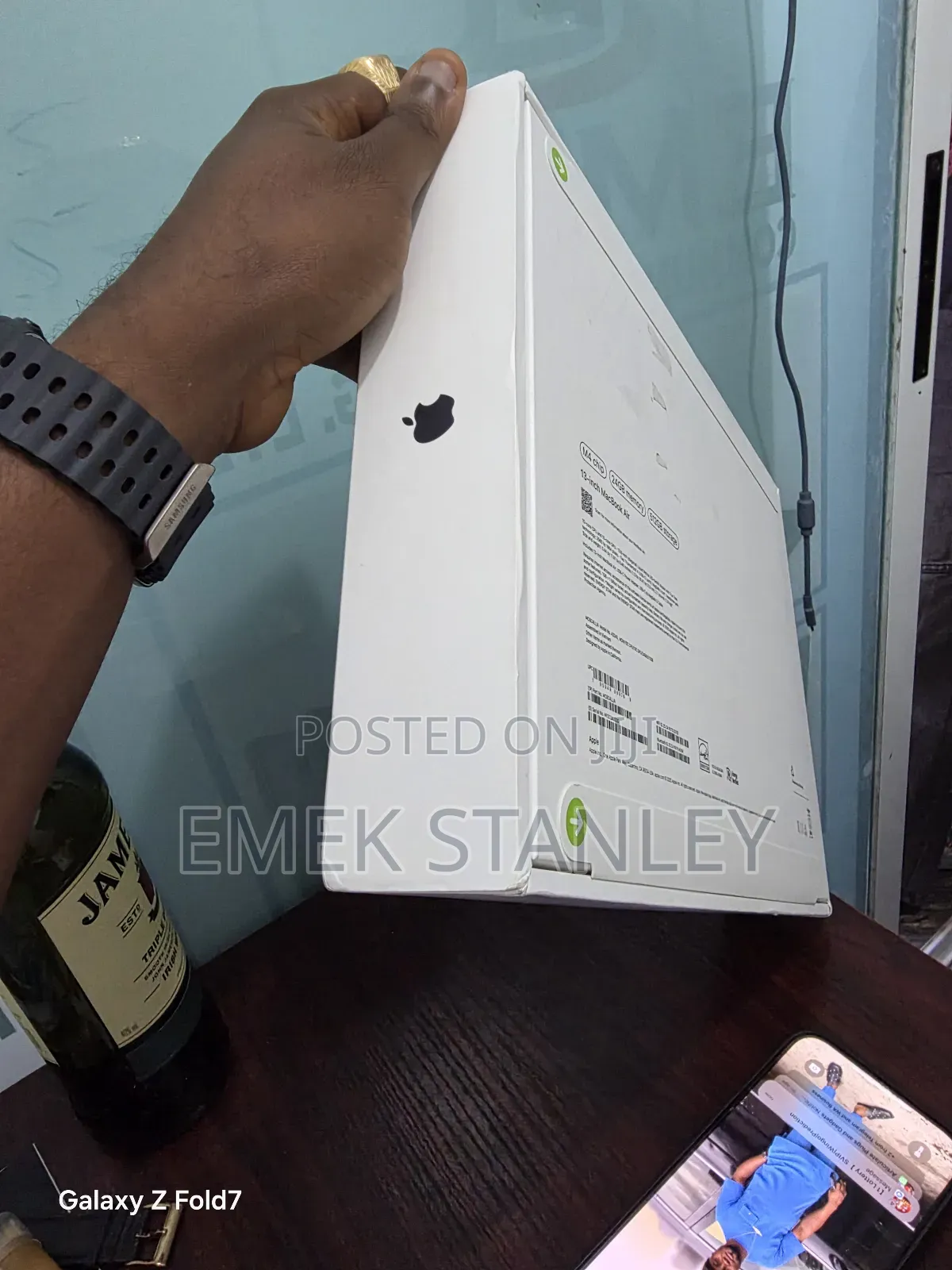 New Laptop Apple MacBook Air 2025 M4 13-inch 24GB Apple M4 SSD 512GB