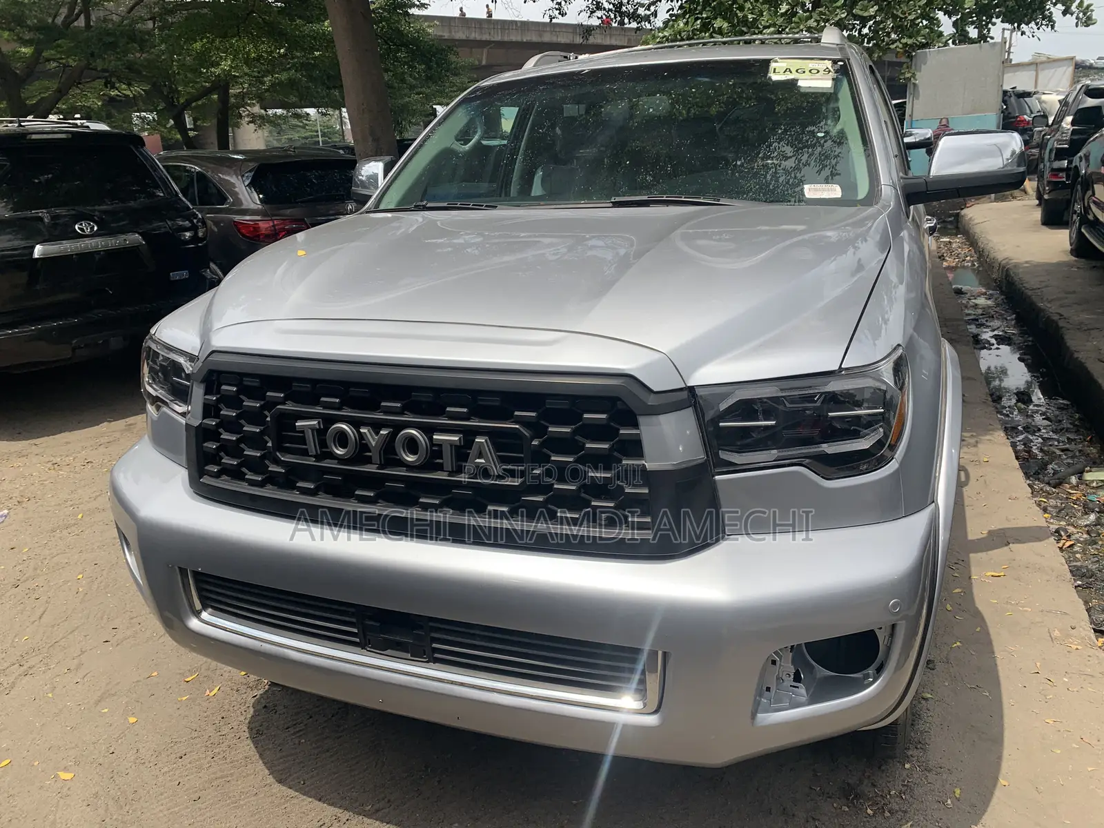 Toyota Sequoia Platinum 4x4 2018 Silver
