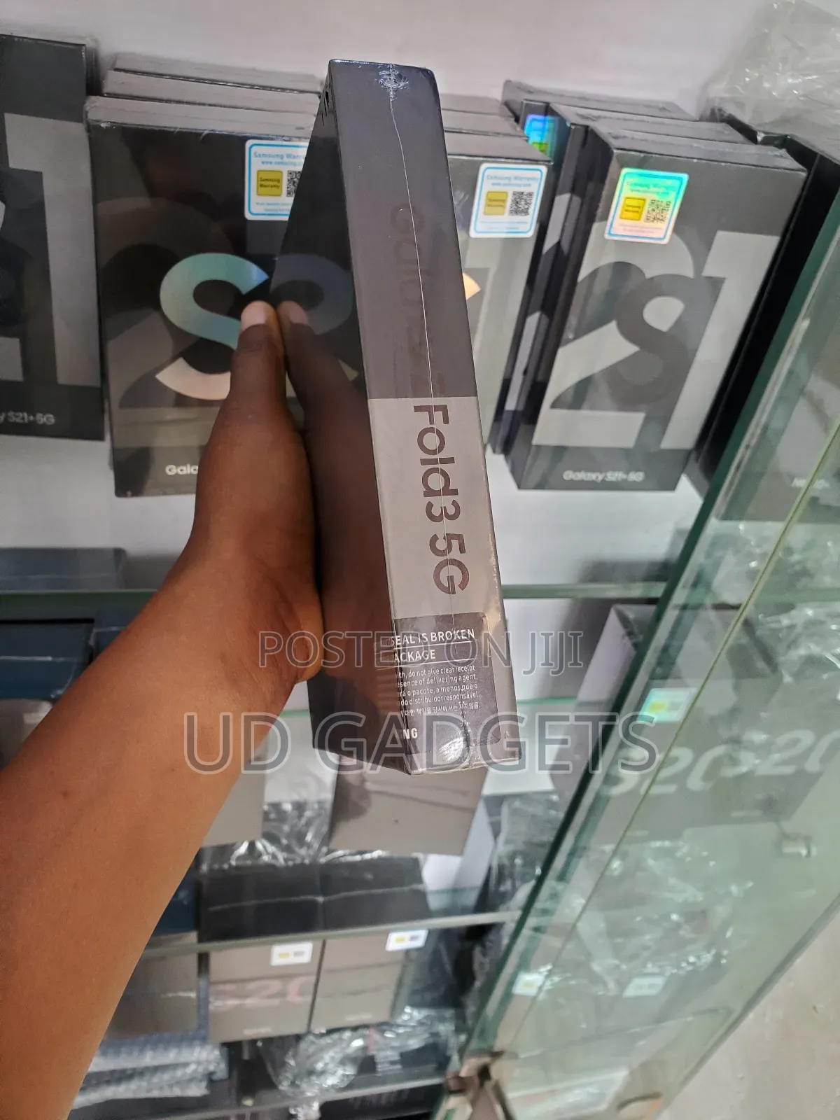 New Samsung Galaxy Z Fold 3 256 GB Black