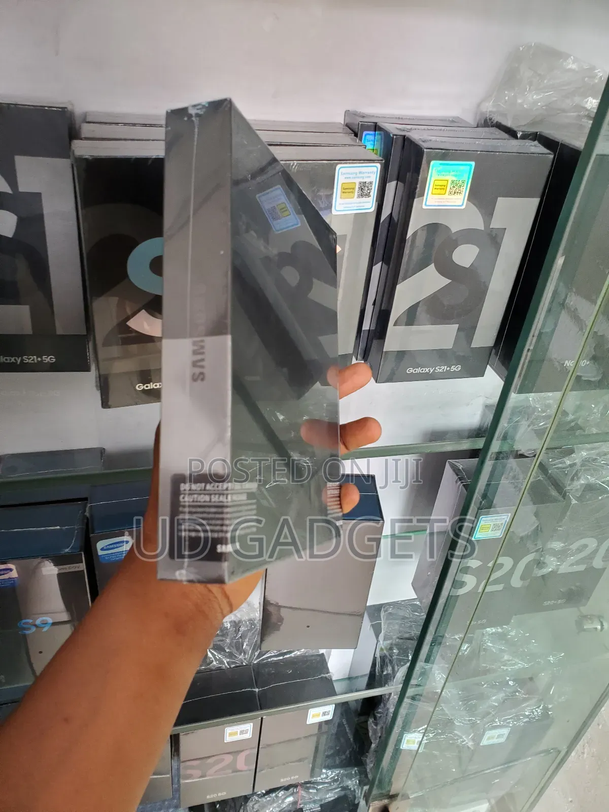 New Samsung Galaxy Z Fold 3 256 GB Black