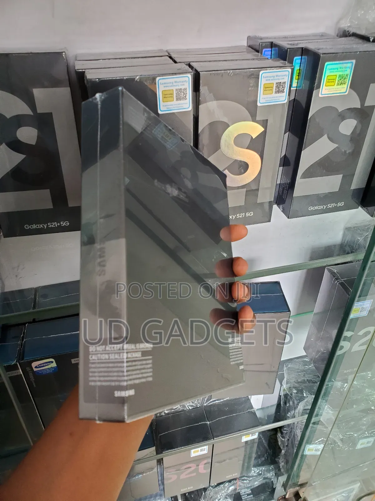New Samsung Galaxy Z Fold4 256 GB Black