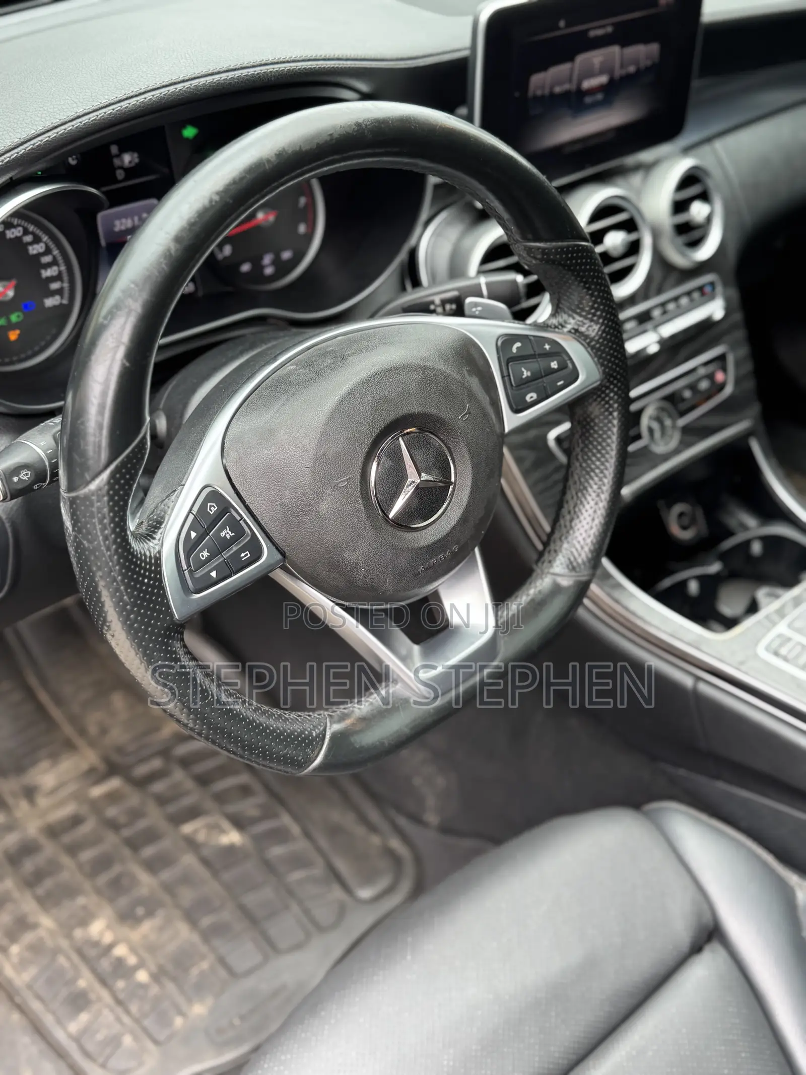 Mercedes-Benz C300 2015 Black