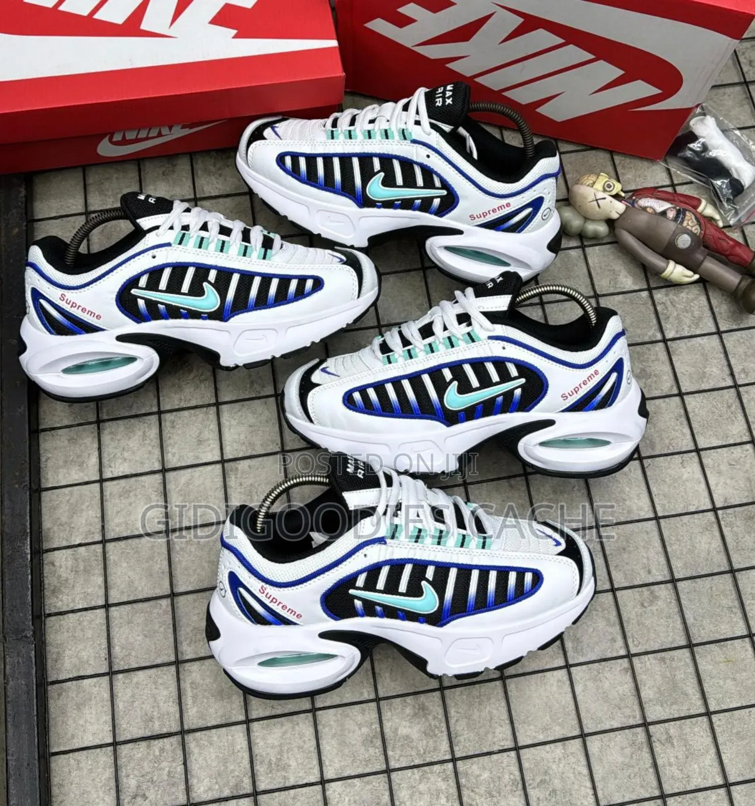 Nike Air-Max Tailwind Iv Sneakers