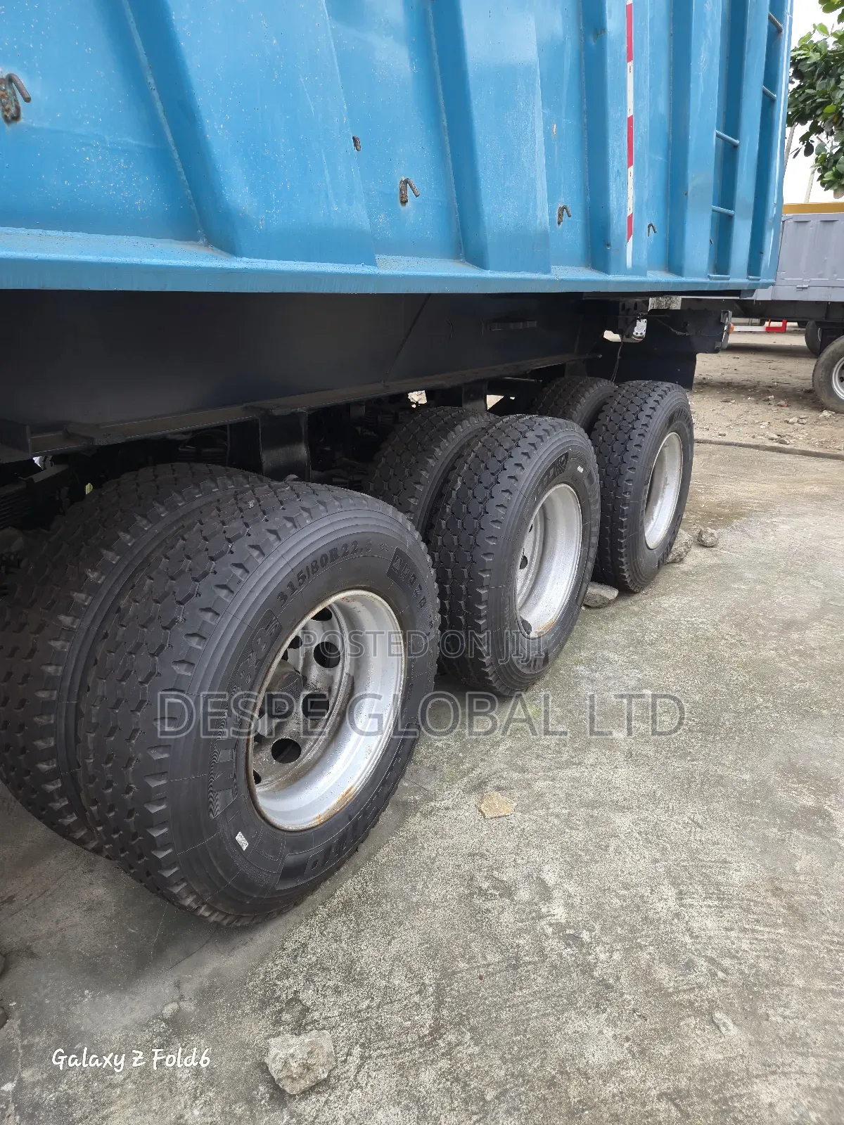 Trailer Tipping Bucket 3 Axle