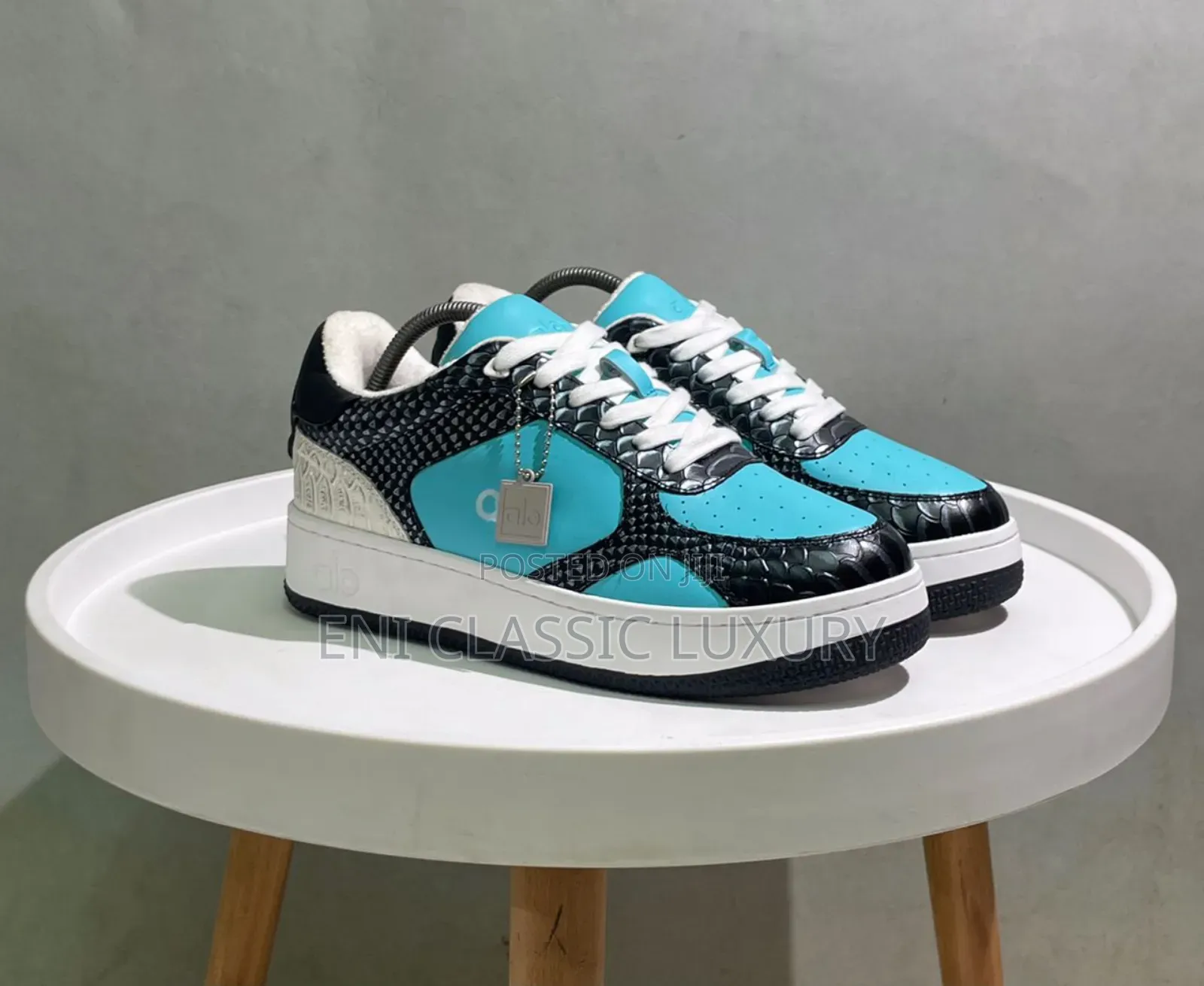 Original Luxury Men's Sneakers Alo Well Branded Package