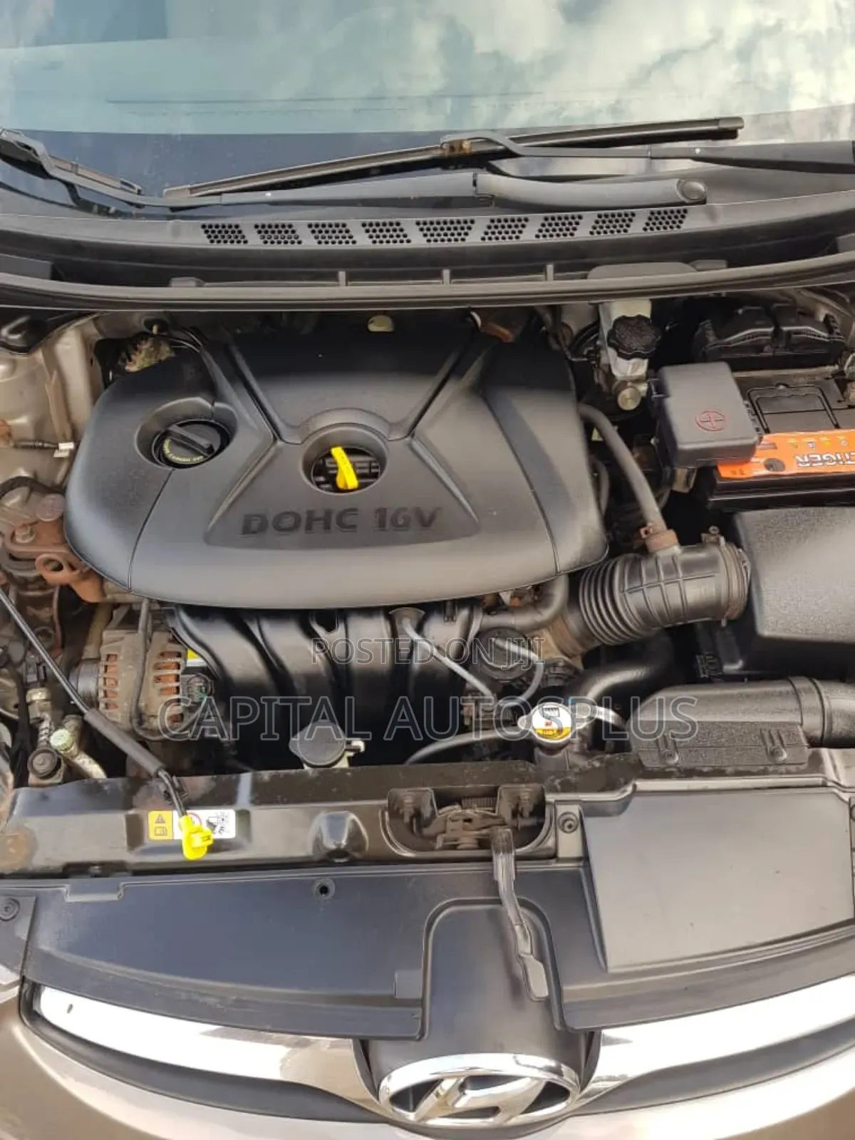 Hyundai Elantra 2012 Gray